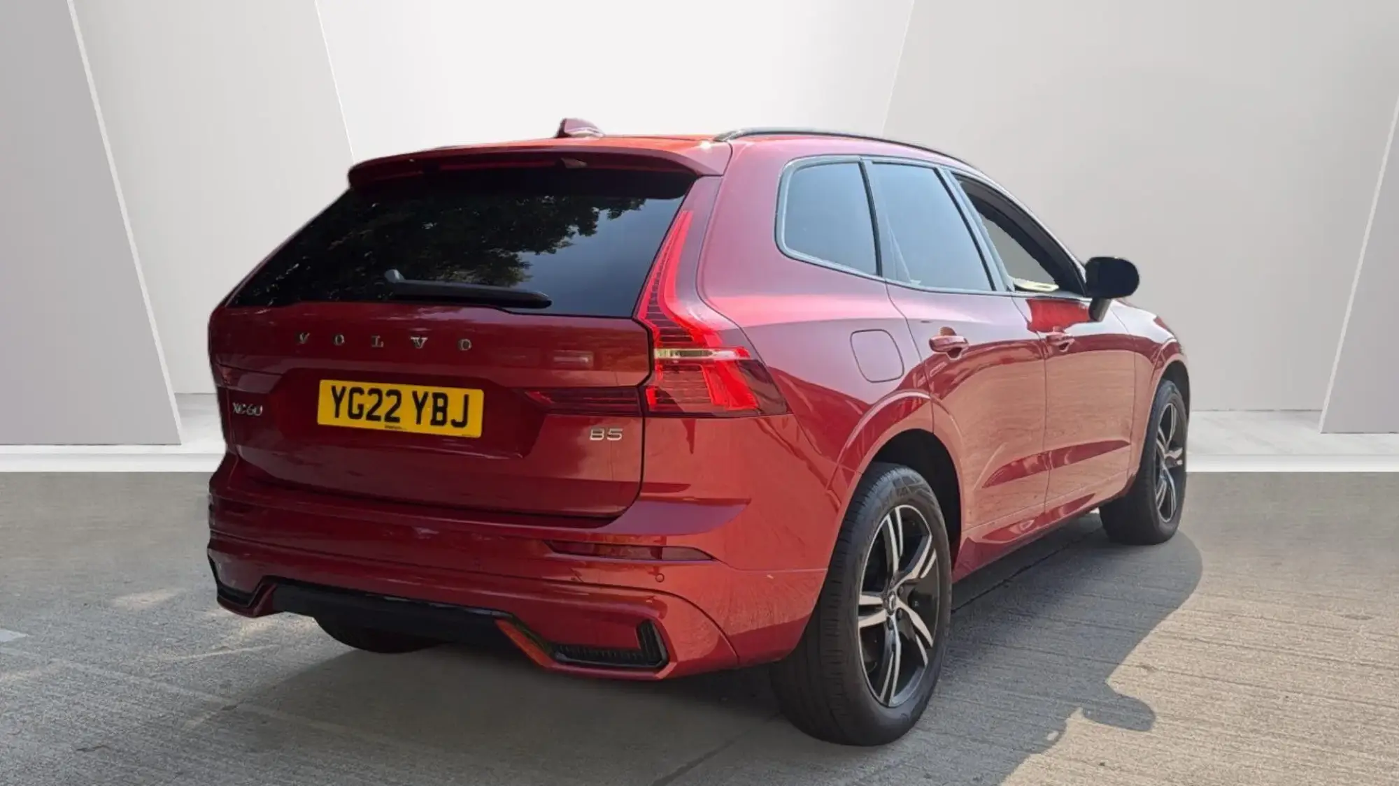 Volvo XC60 Image 2