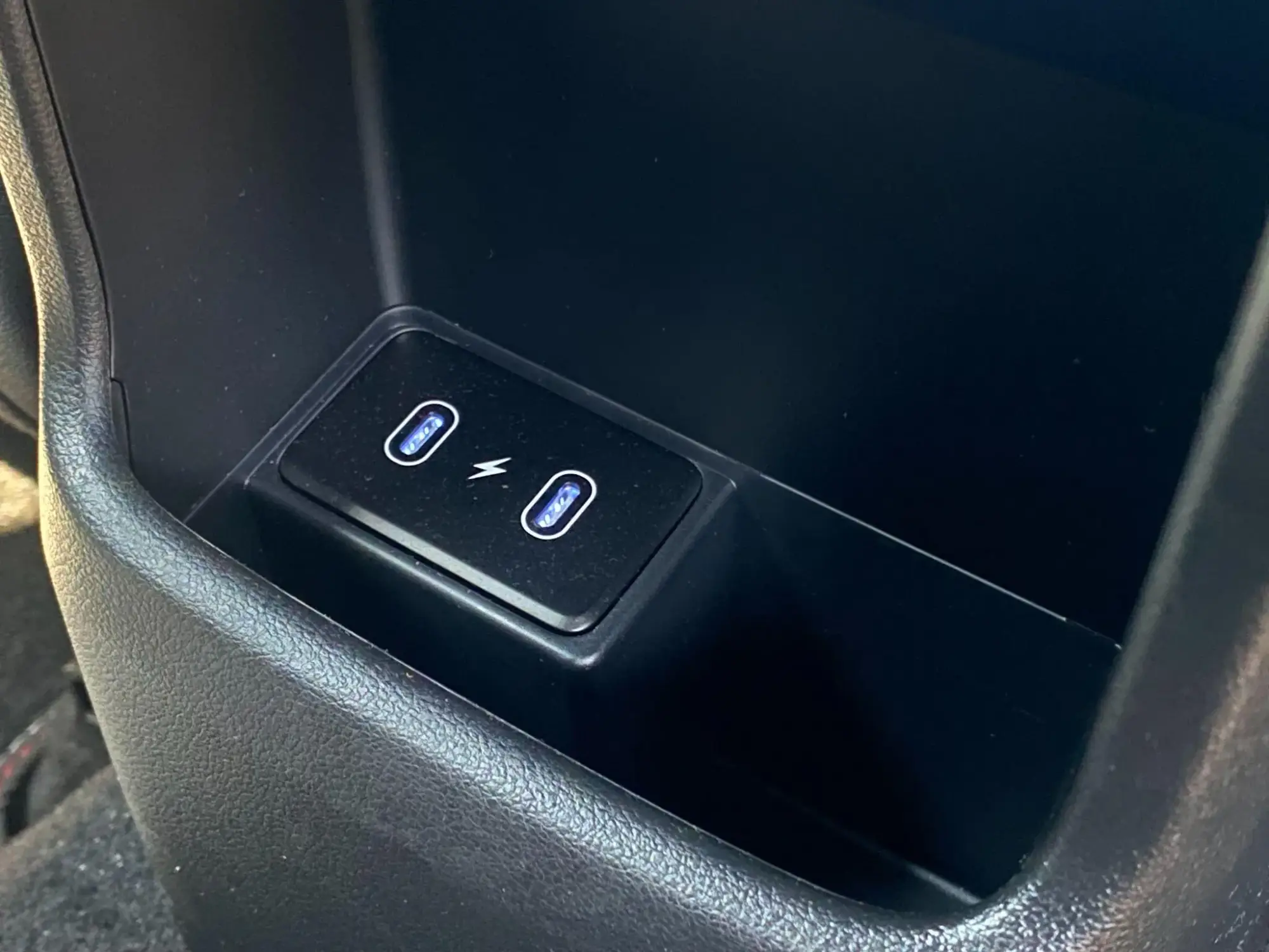 Hyundai KONA Image 17