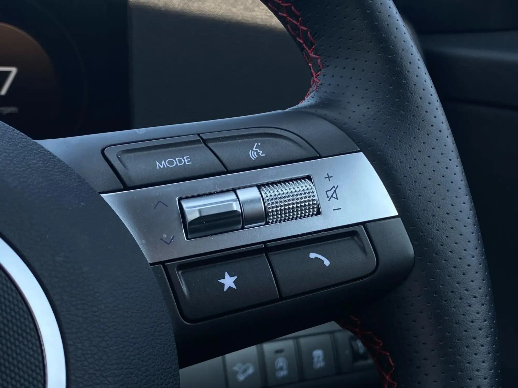 Hyundai KONA Image 21
