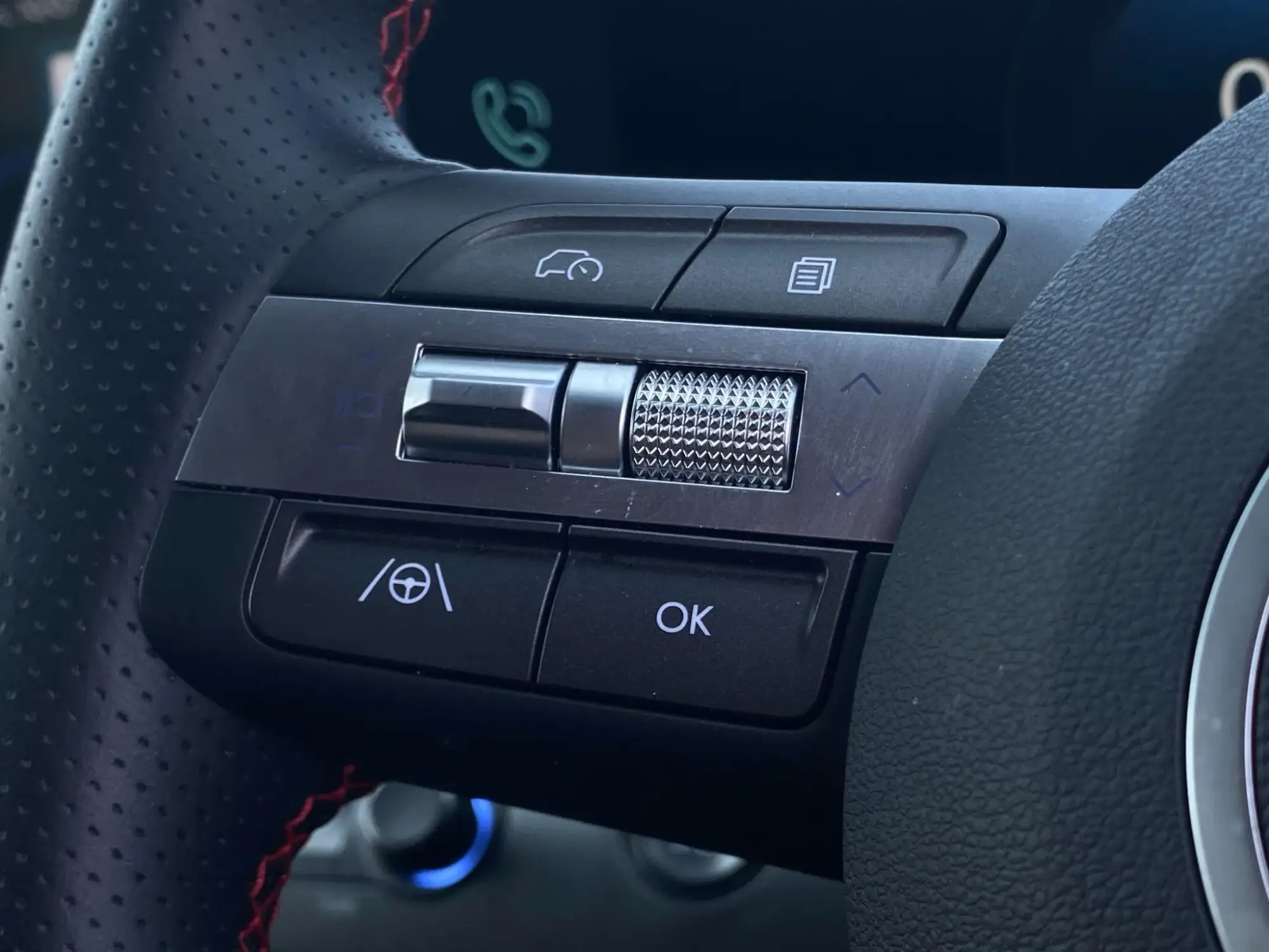 Hyundai KONA Image 22