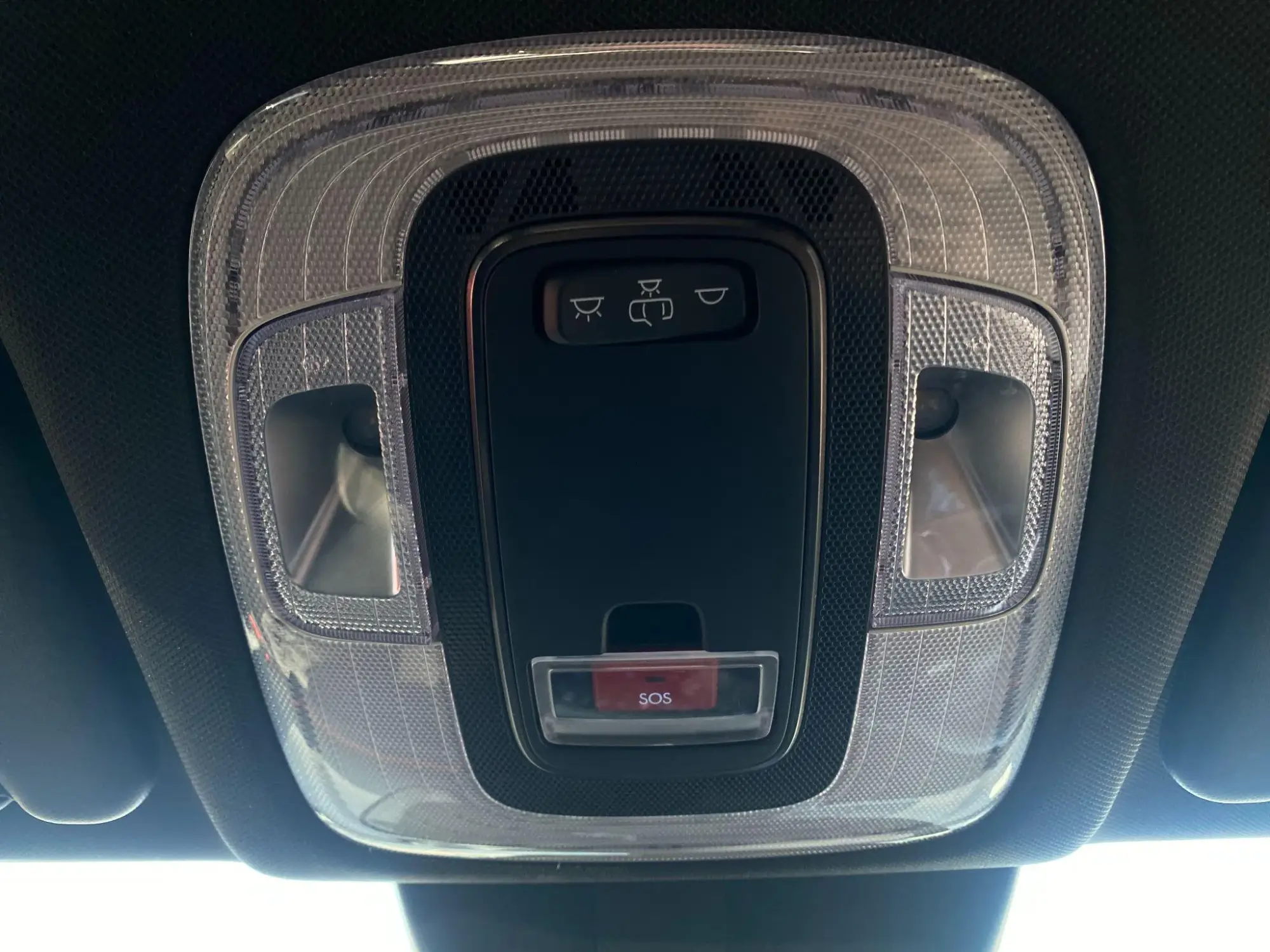 Hyundai KONA Image 30