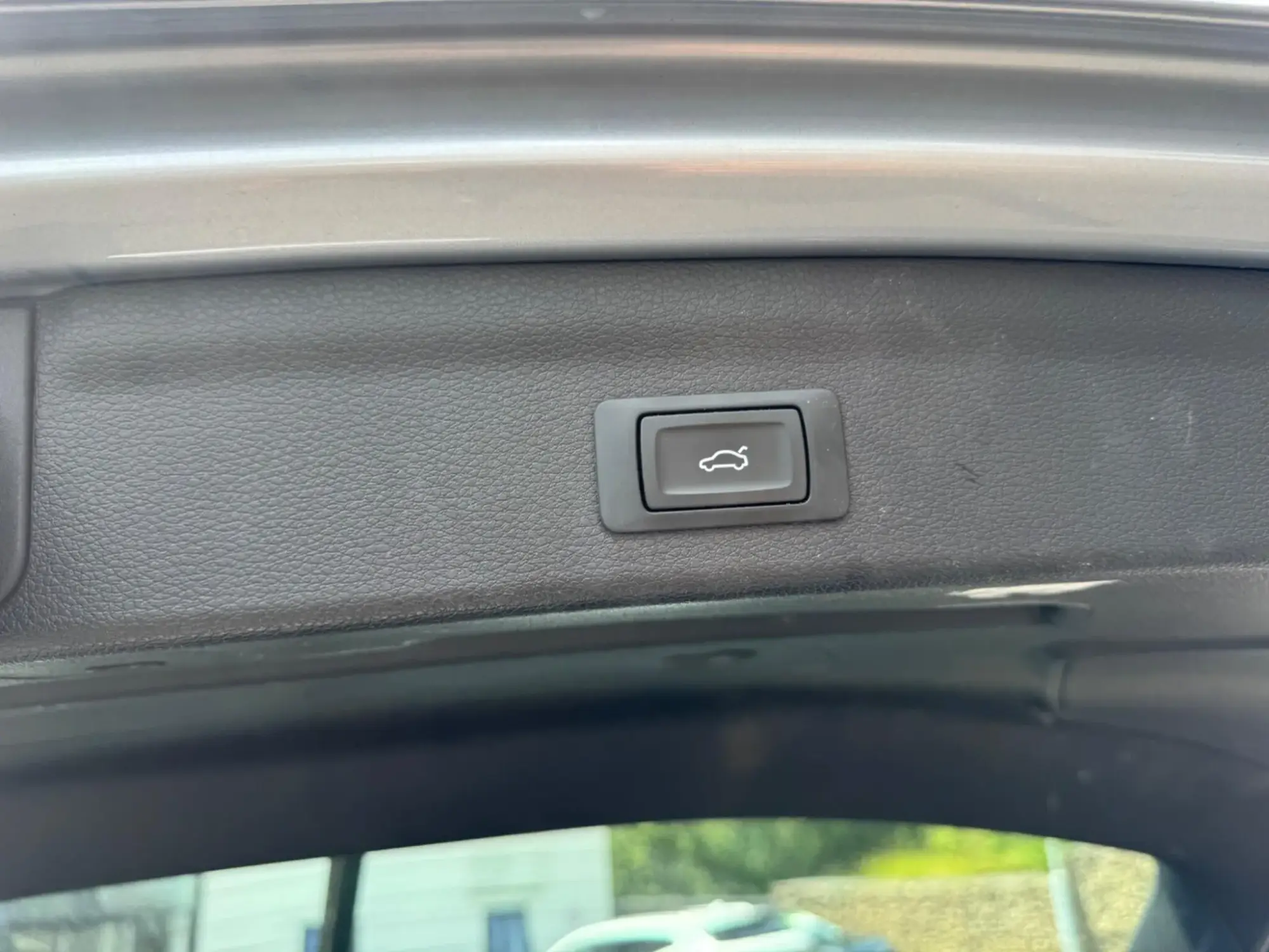 Audi Q3 Image 11