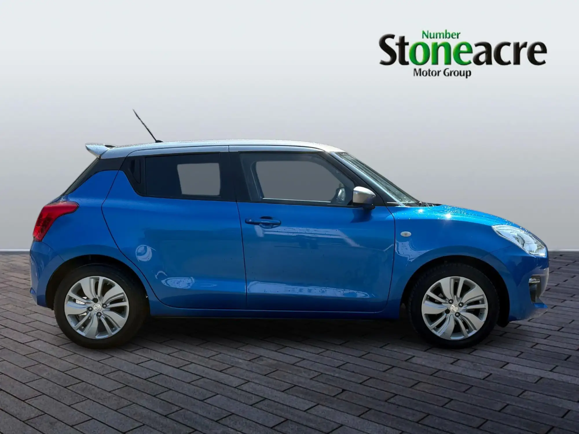 Suzuki Swift 1.0 Boosterjet SZ-T 5dr EN17JFA Image 2
