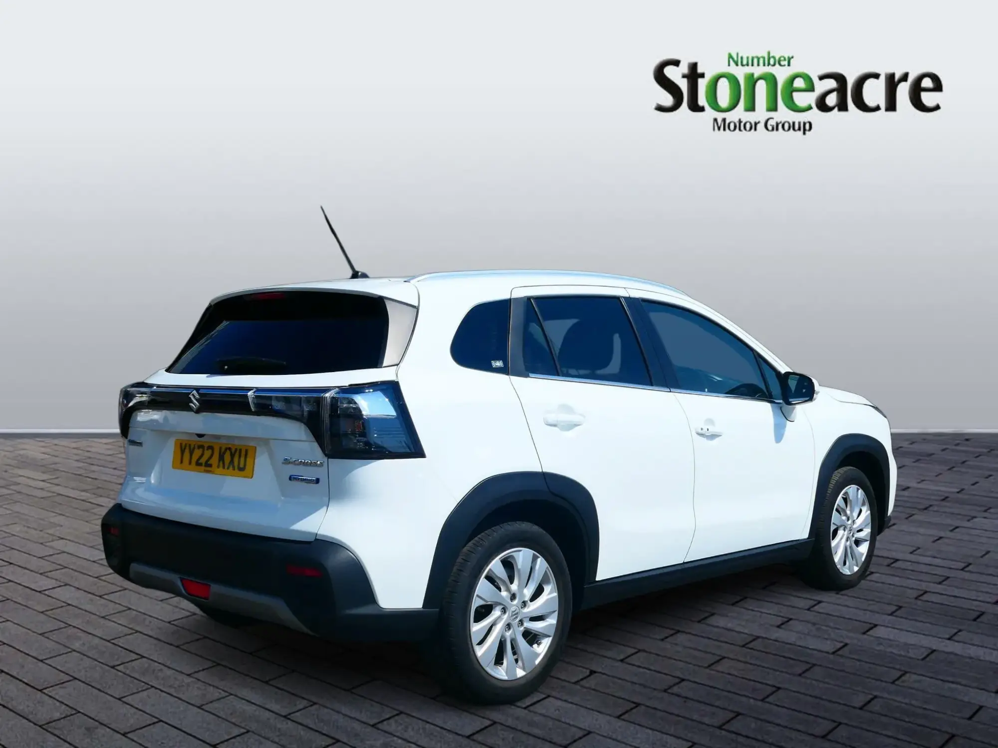 Suzuki S-Cross Image 2