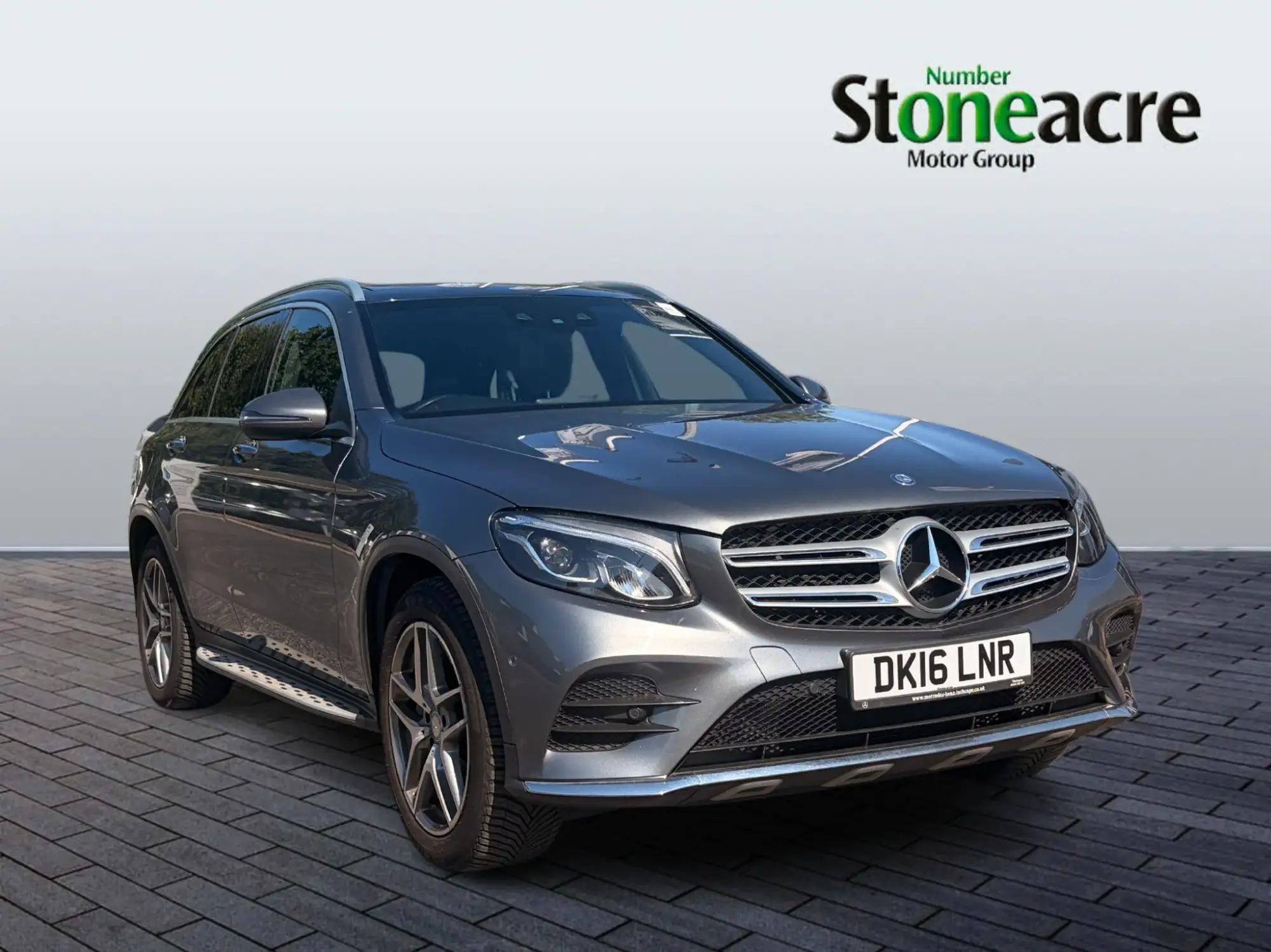 Mercedes-Benz GLC 2.1 GLC250d AMG Line (Premium) SUV 5dr Diesel G-Tronic 4MATIC Euro 6 (s/s) (204 ps) DK16LNR Image 1