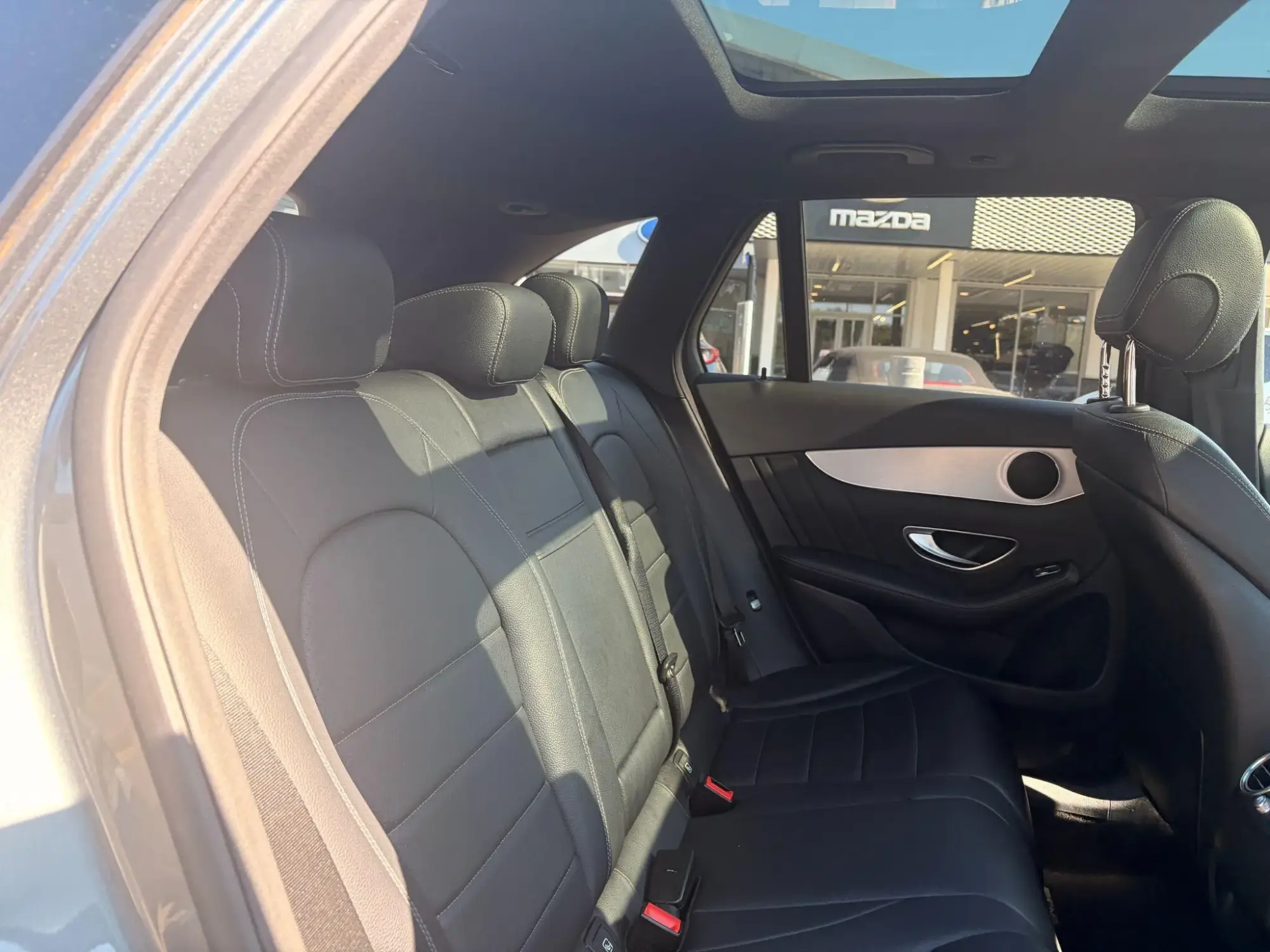 Mercedes-Benz GLC Image 14 Mercedes-Benz GLC Image 14