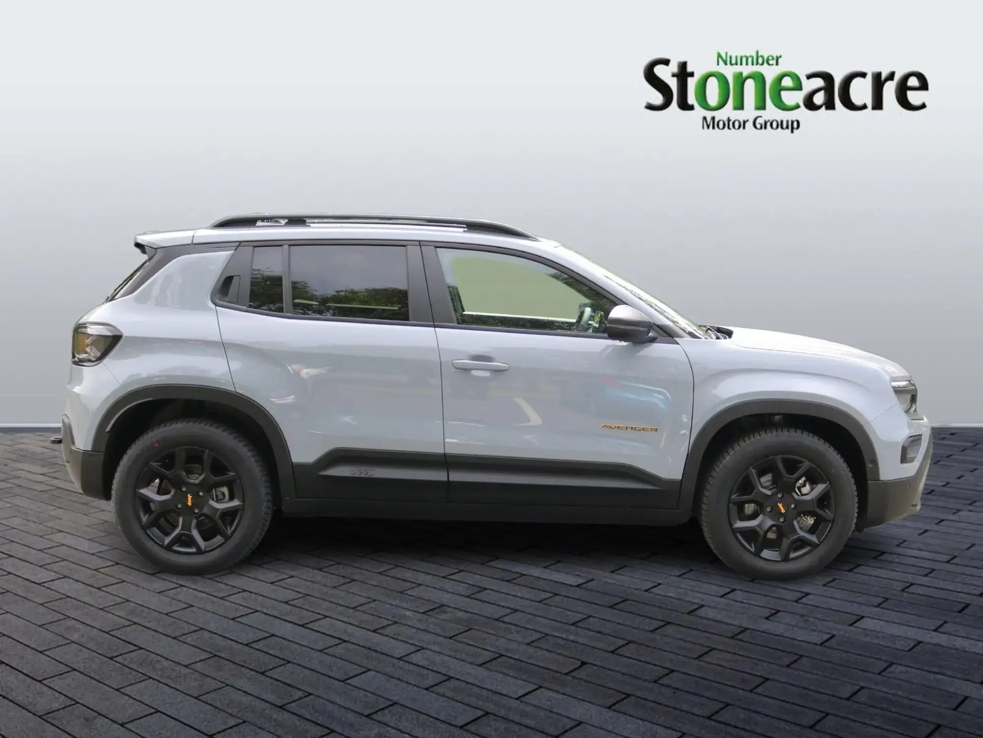 Jeep Avenger e-Hybrid 1.2 e-Hybrid MHEV The North Face DCT E-AWD Euro 6 (s/s) 5dr DF26UJS Image 2