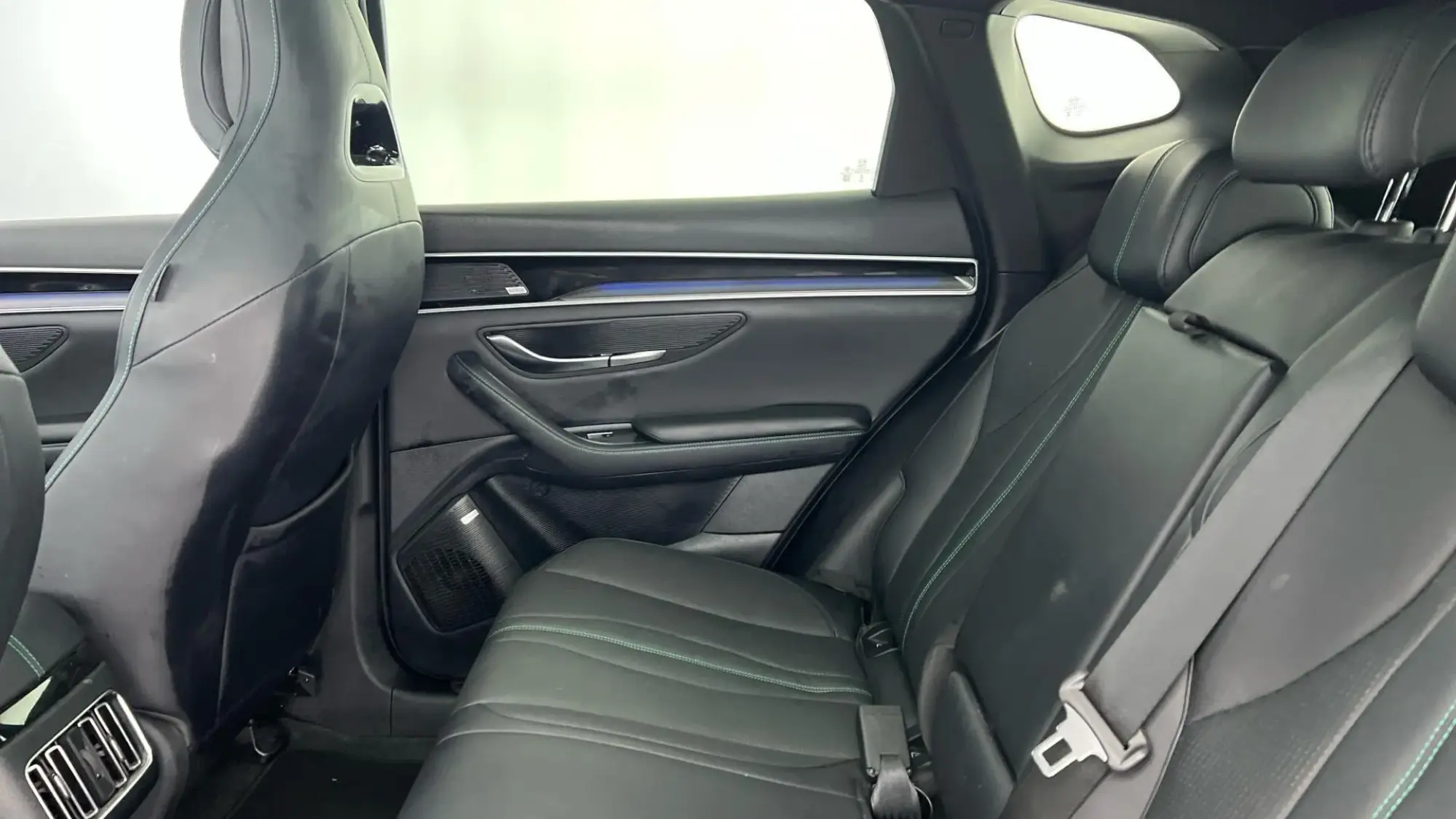 BYD Seal U Image 13
