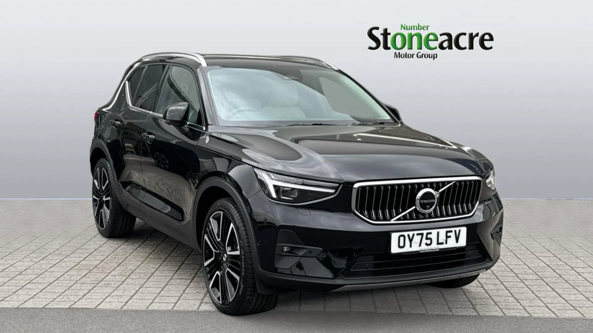 Volvo XC40 listing photo