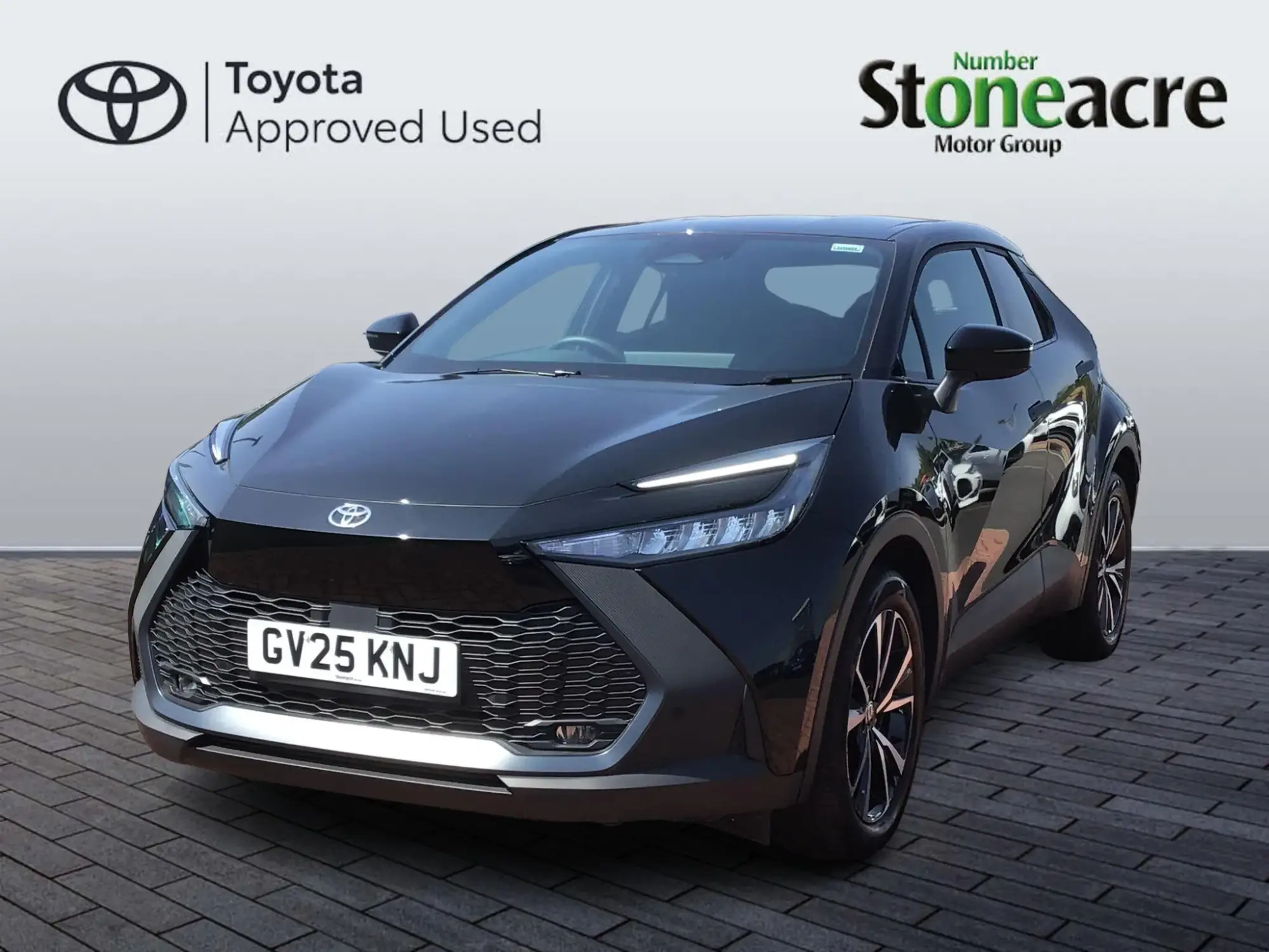 Toyota C-HR Plug-in Hybrid 2.0 VVT-h 13.6 kWh Design CVT Euro 6 (s/s) 5dr GV25KNJ Image 3
