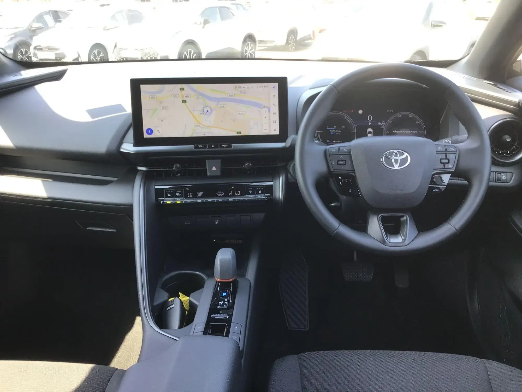 Toyota C-HR Plug-in Hybrid Image 6 Toyota C-HR Plug-in Hybrid Image 6
