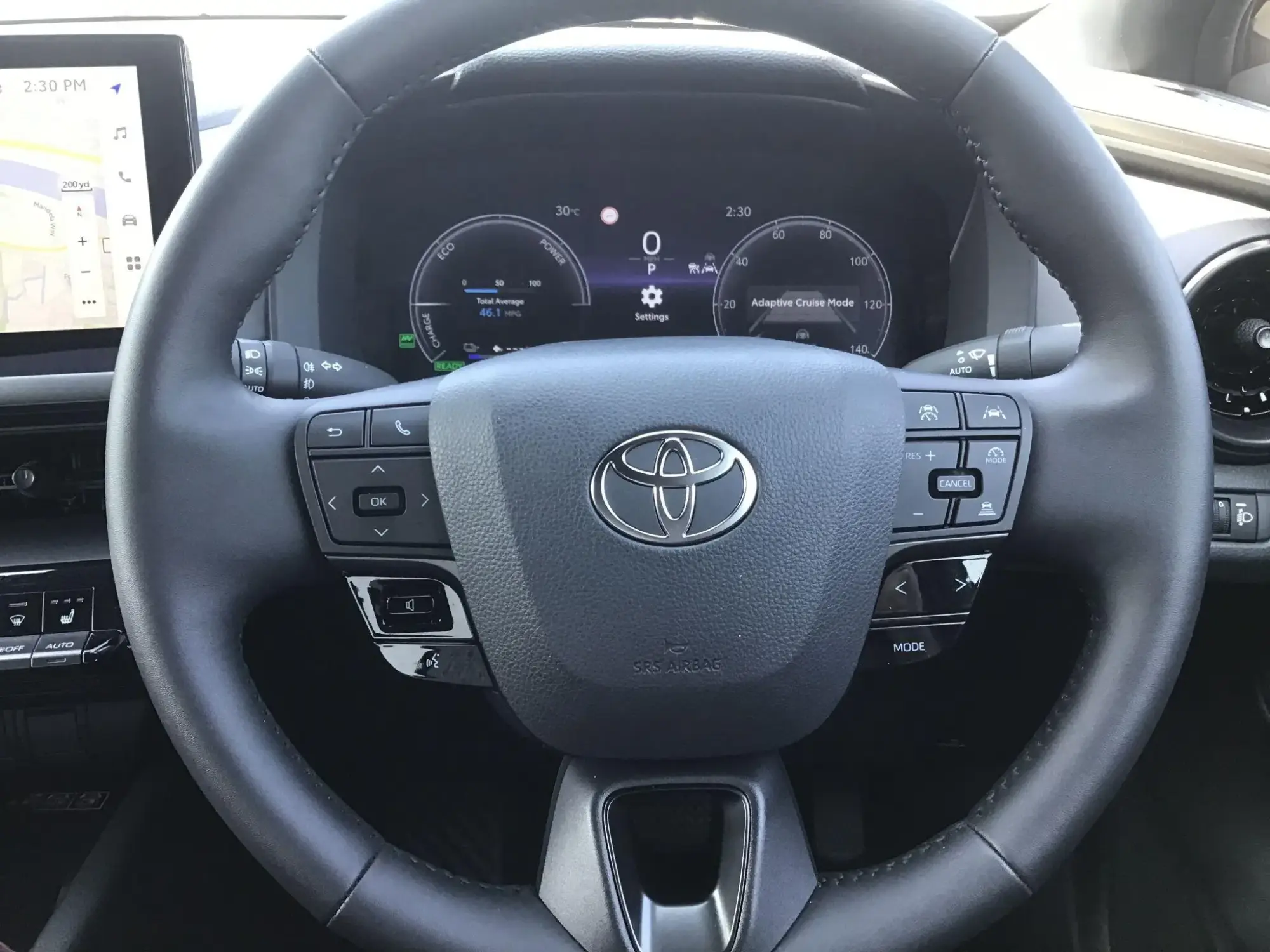 Toyota C-HR Plug-in Hybrid Image 11 Toyota C-HR Plug-in Hybrid Image 11