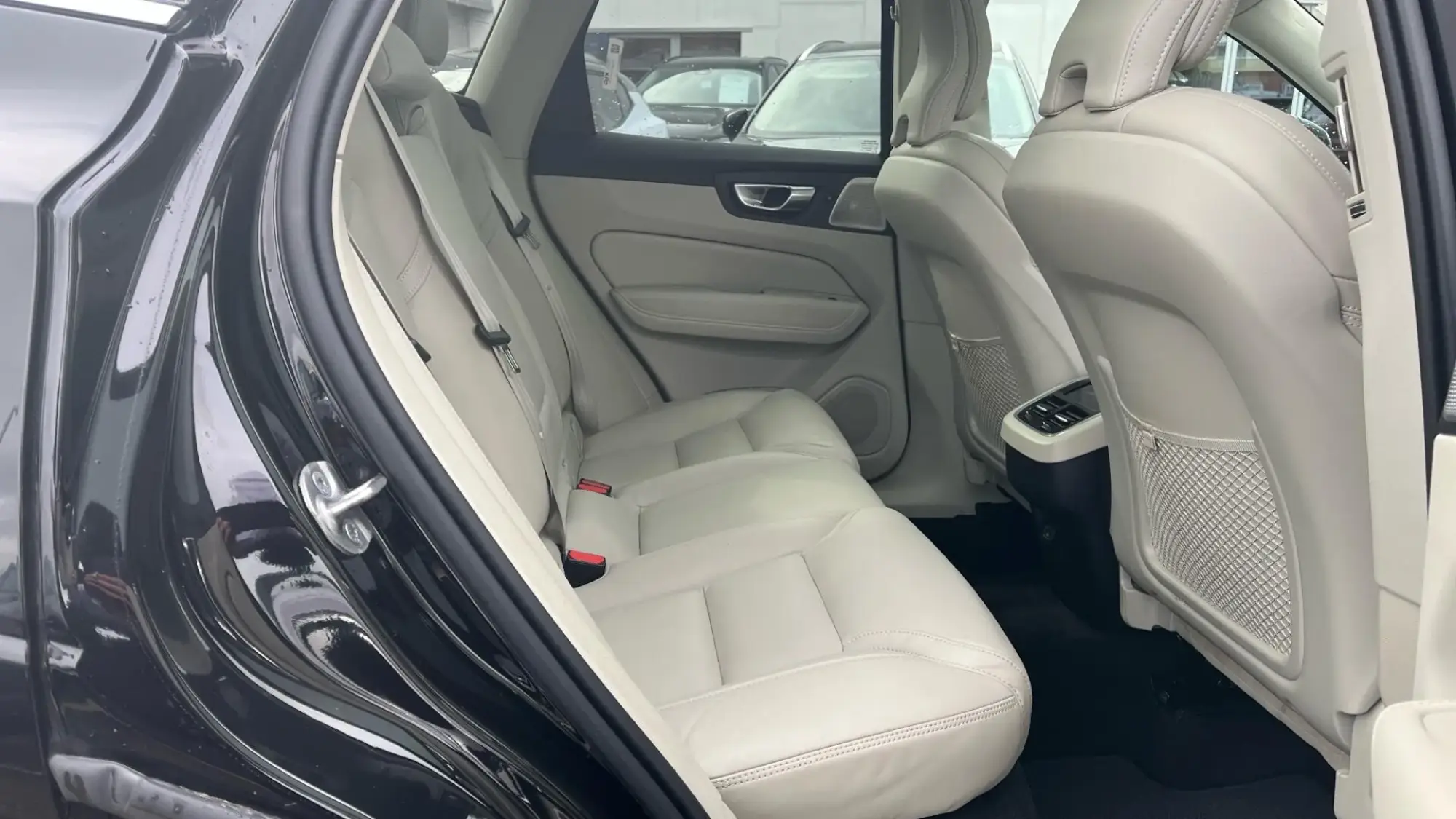 Volvo XC60 Image 6 Volvo XC60 Image 6