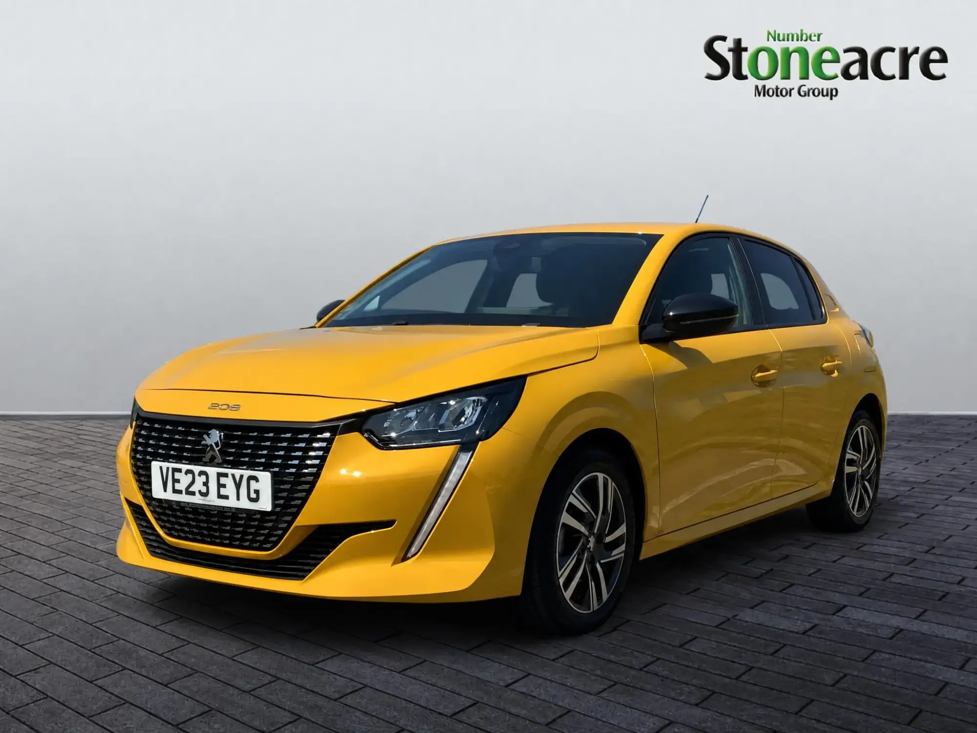 Peugeot 208 Image 3