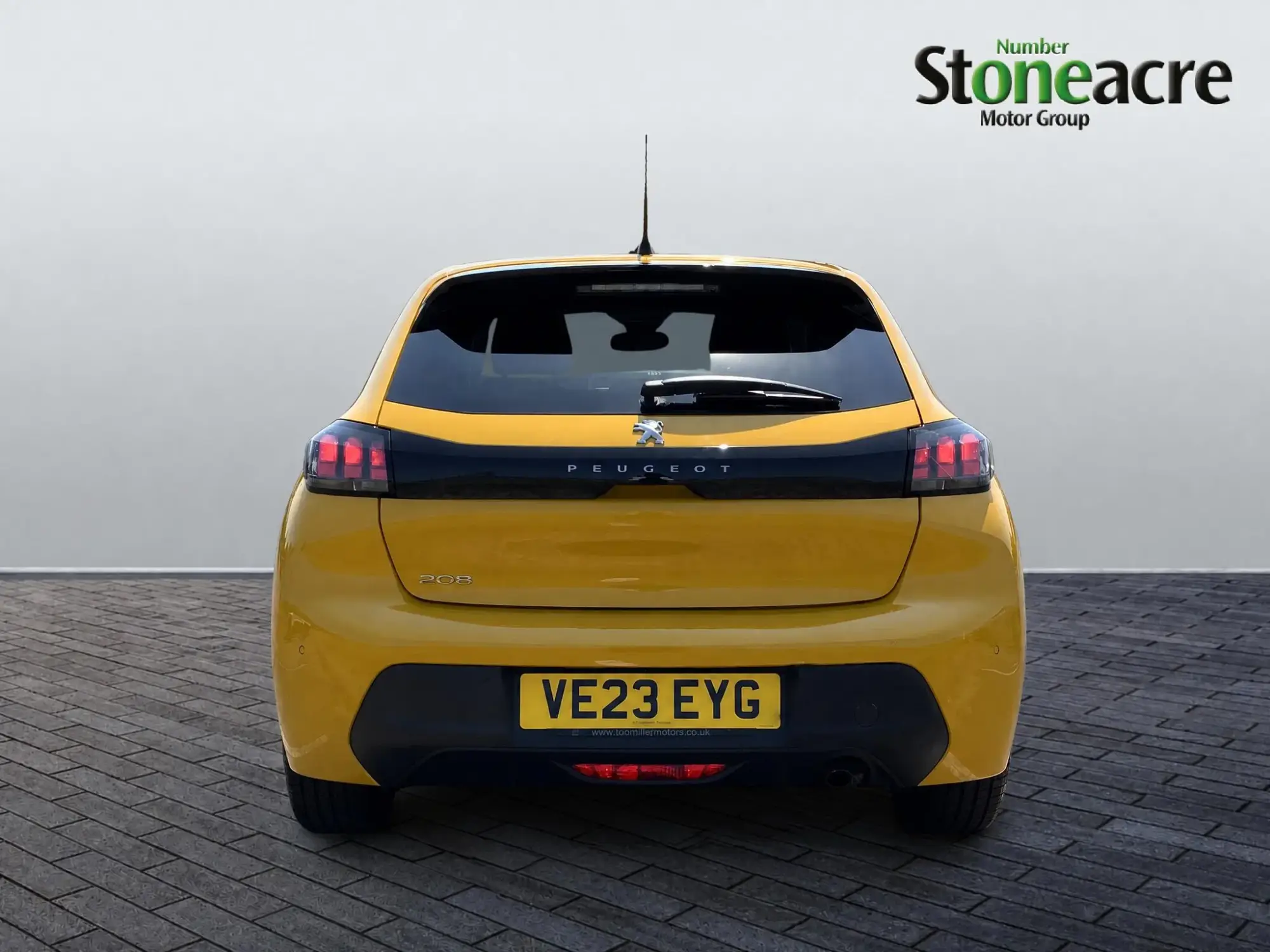 Peugeot 208 Image 6