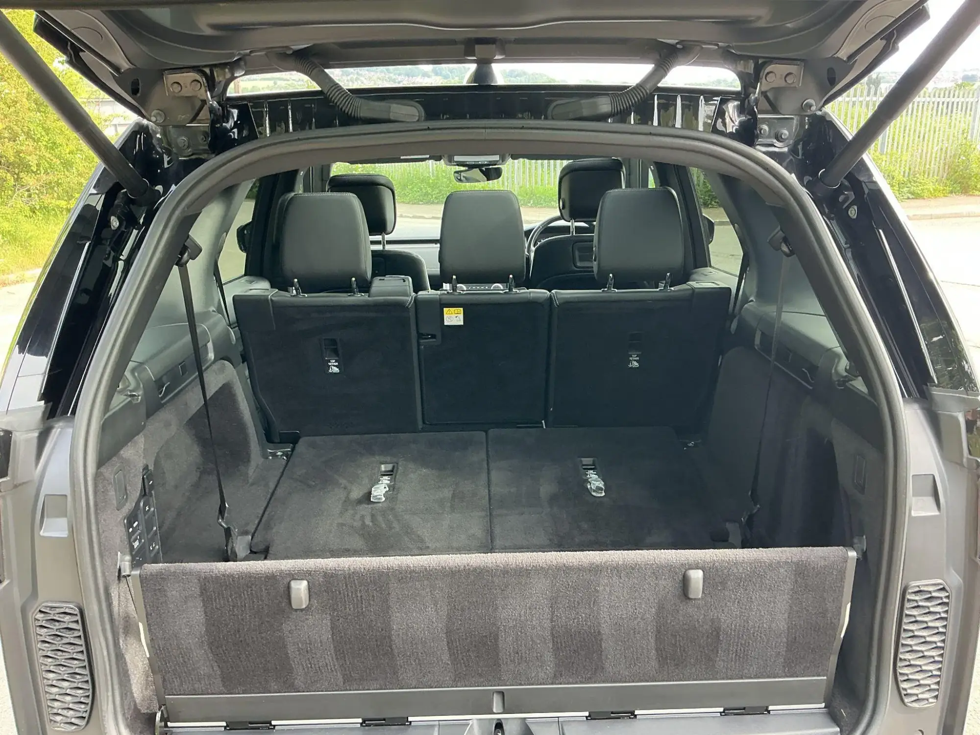 Land Rover Discovery Image 27 Land Rover Discovery Image 27