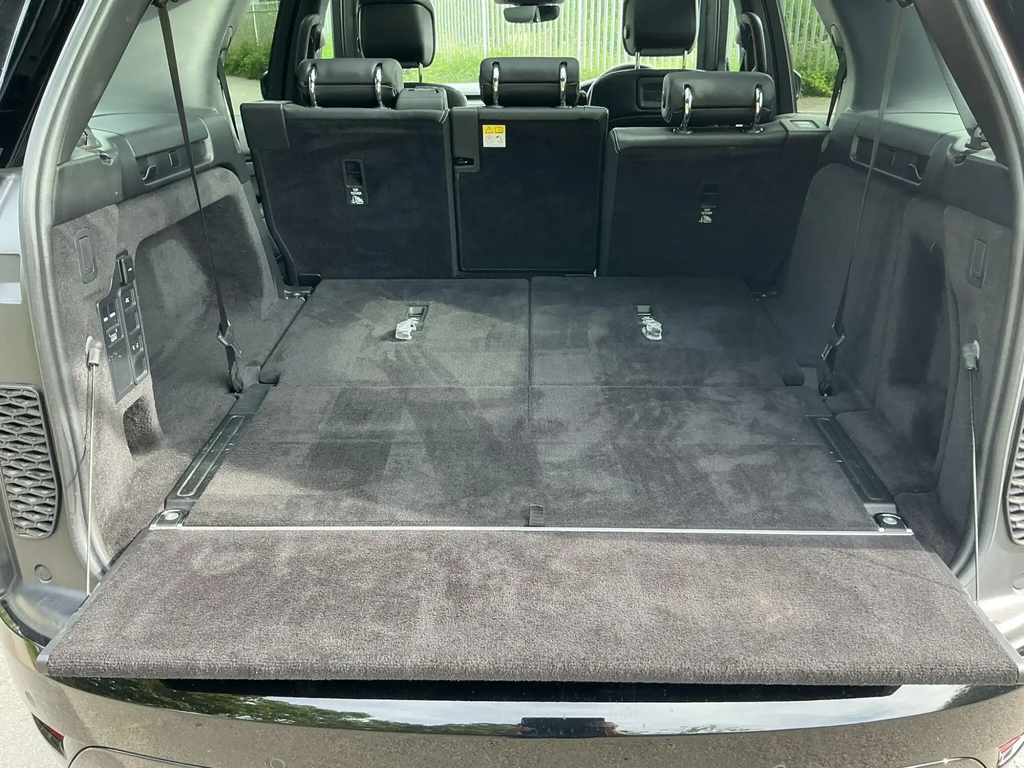 Land Rover Discovery Image 28 Land Rover Discovery Image 28