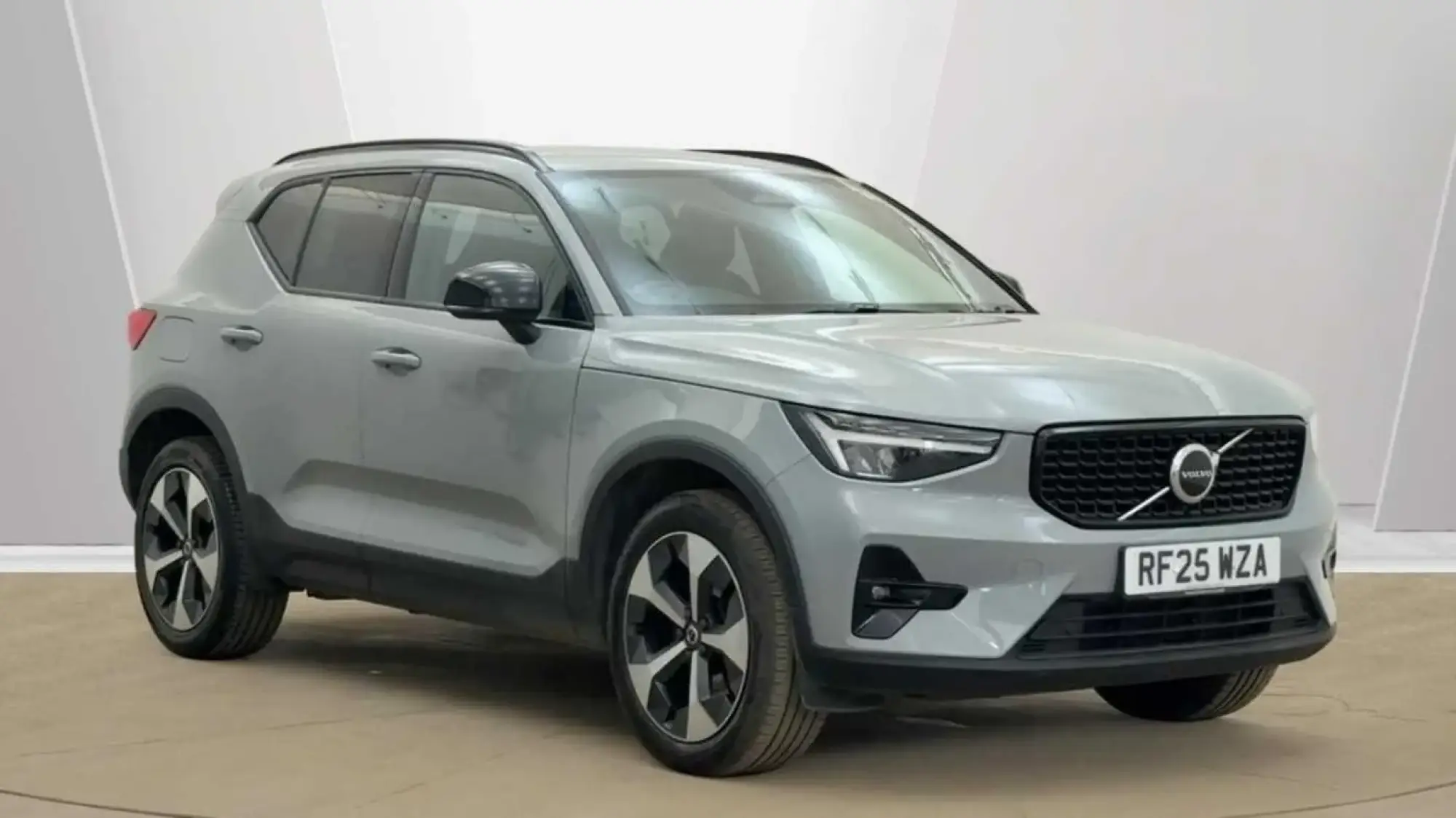 Volvo XC40 Image 1