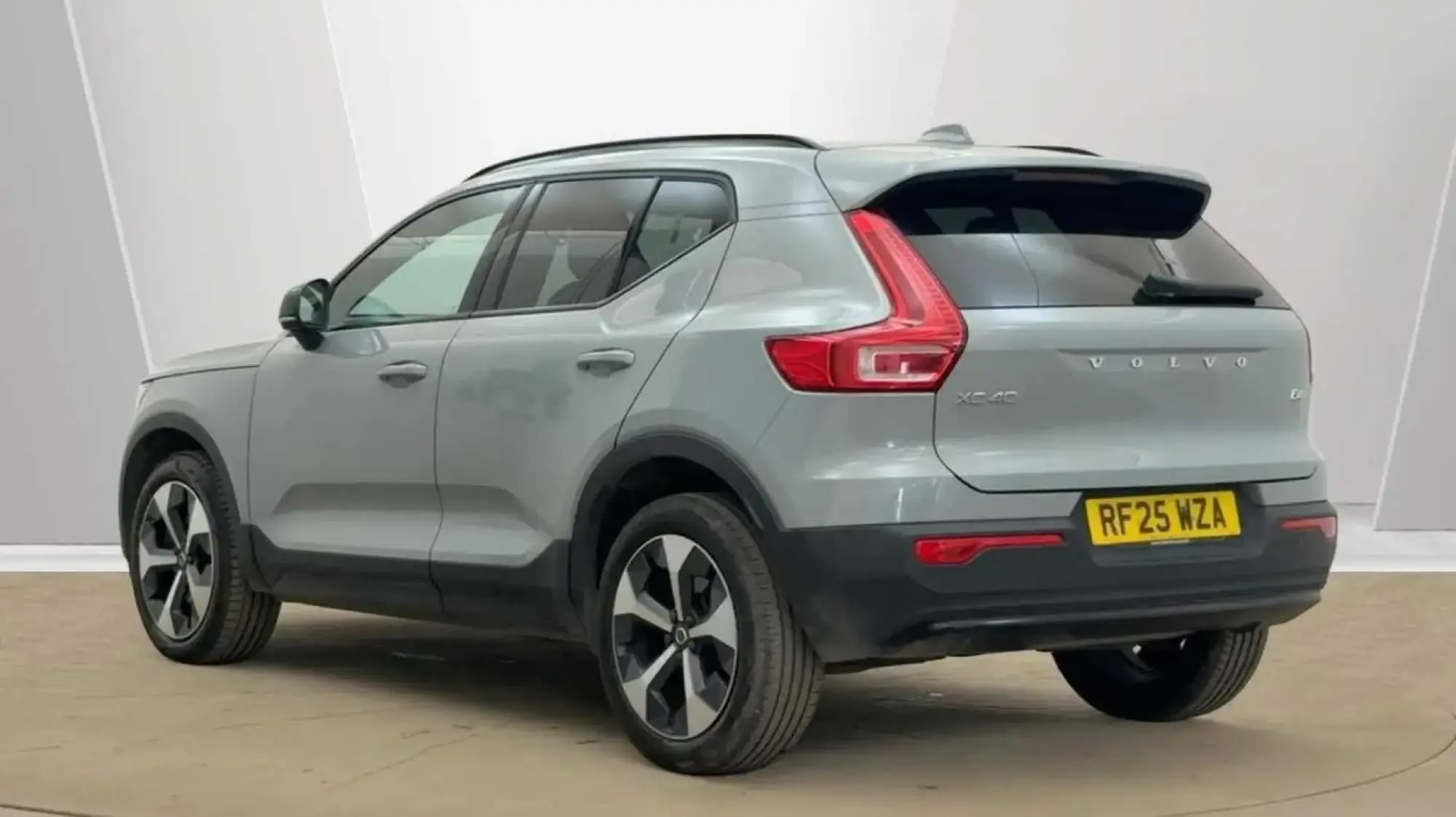 Volvo XC40 Image 3