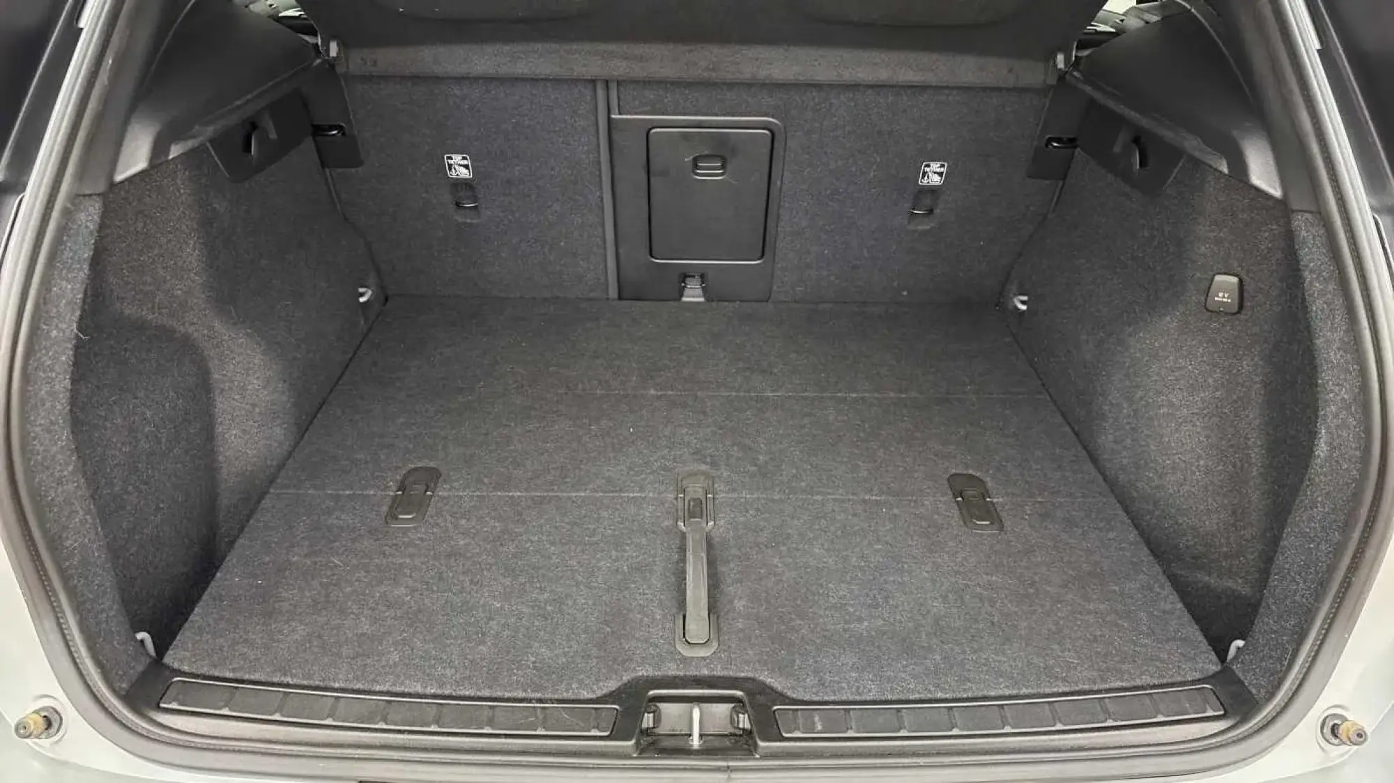 Volvo XC40 Image 5