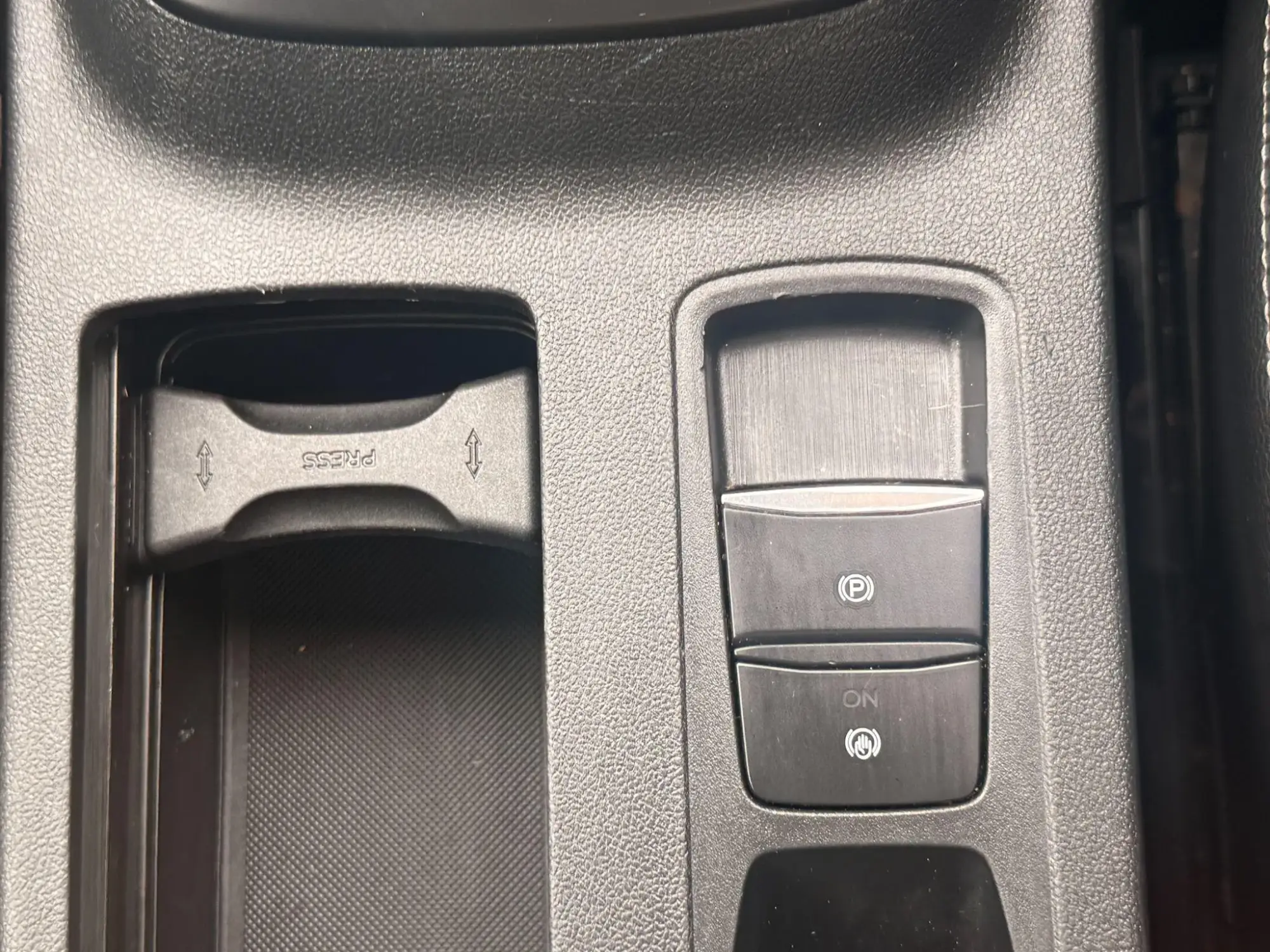 Ford Kuga Image 20 Ford Kuga Image 20