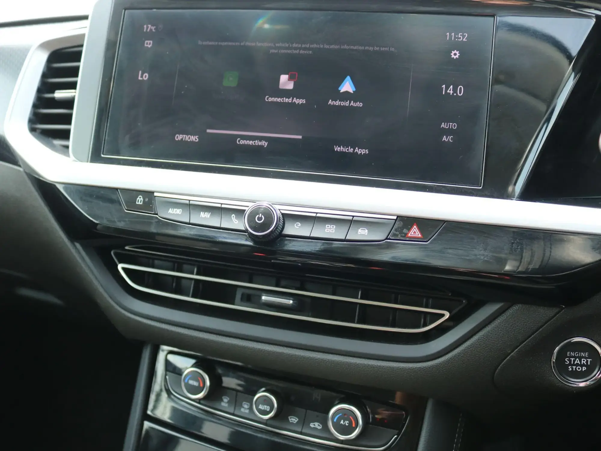 Vauxhall Grandland PHEV Image 21 Vauxhall Grandland PHEV Image 21