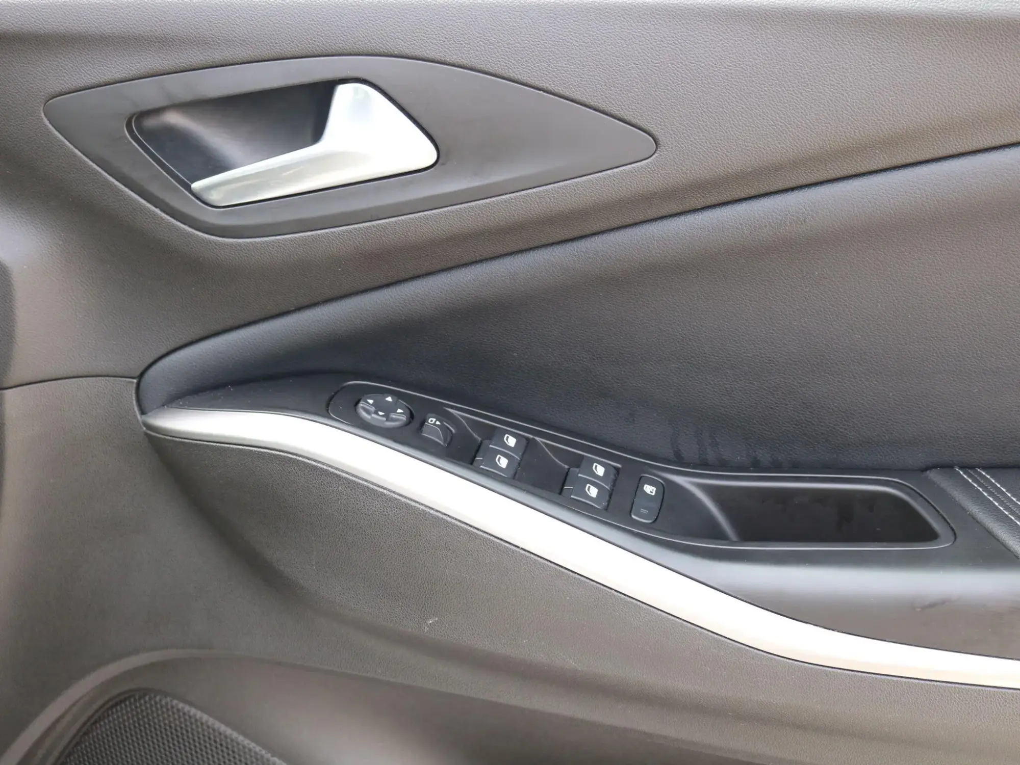 Vauxhall Grandland PHEV Image 30 Vauxhall Grandland PHEV Image 30