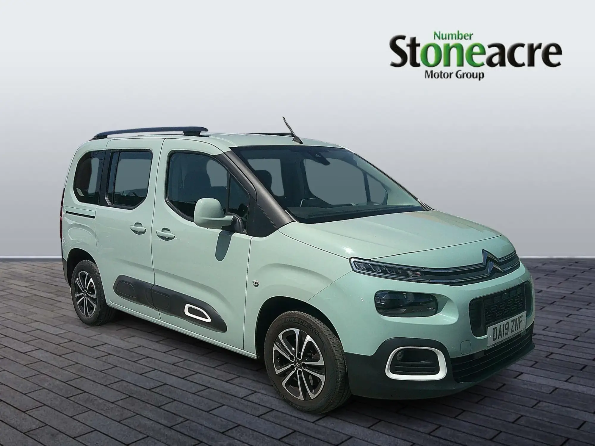 Citroen Berlingo 1.5 BlueHDi 130 Flair M 5dr EAT8 DA19ZNF Image 1