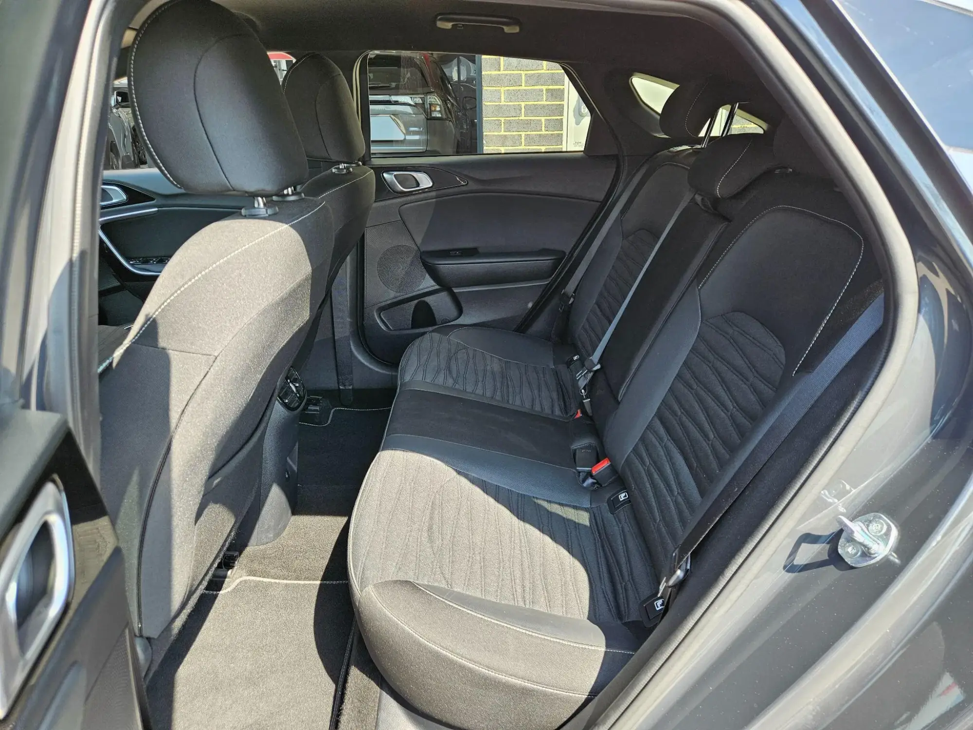 Kia ProCeed Image 19 Kia ProCeed Image 19