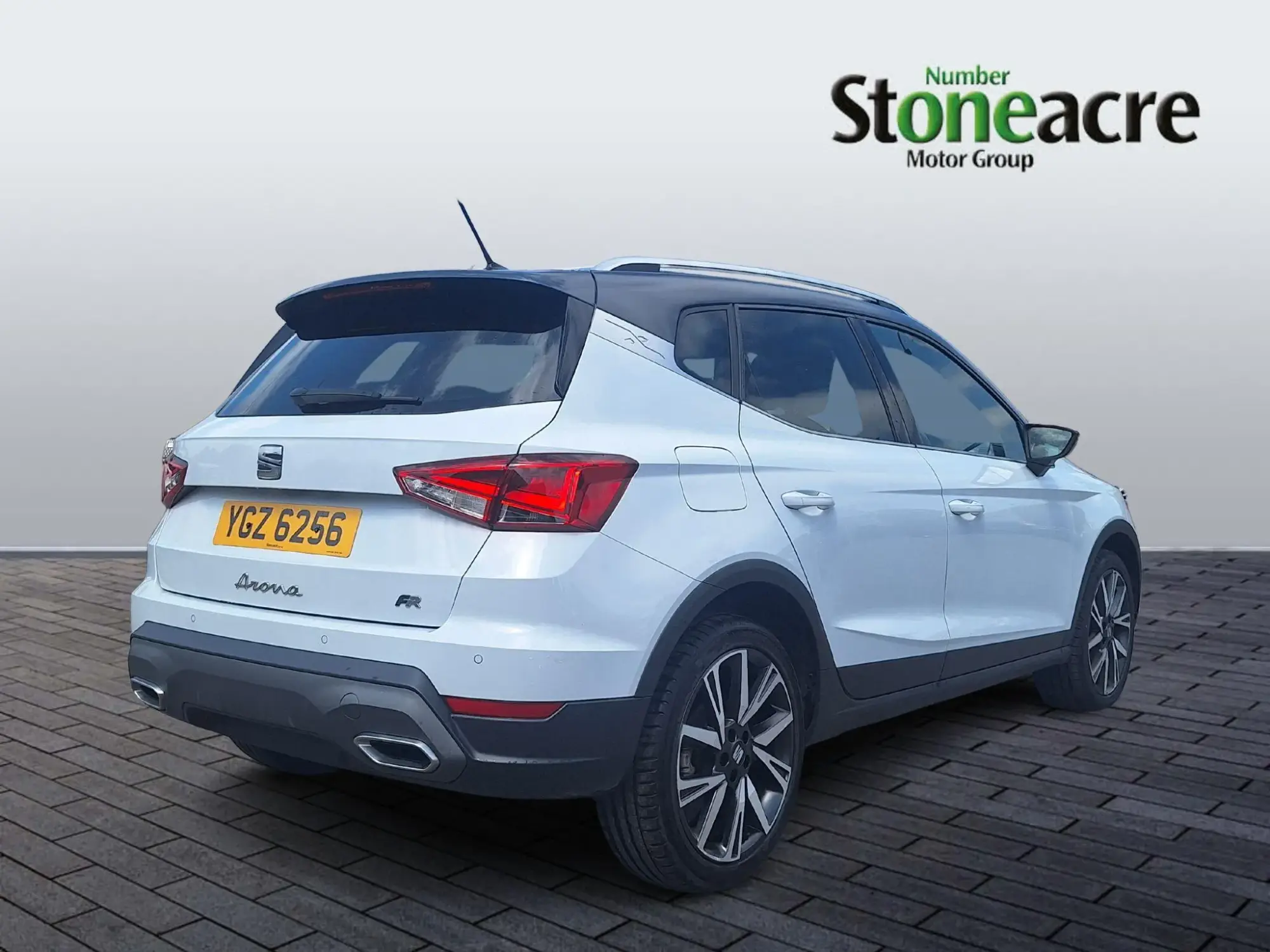 SEAT Arona 1.0 TSI FR Edition DSG Euro 6 (s/s) 5dr YGZ6256 Image 3 SEAT Arona 1.0 TSI FR Edition DSG Euro 6 (s/s) 5dr YGZ6256 Image 3