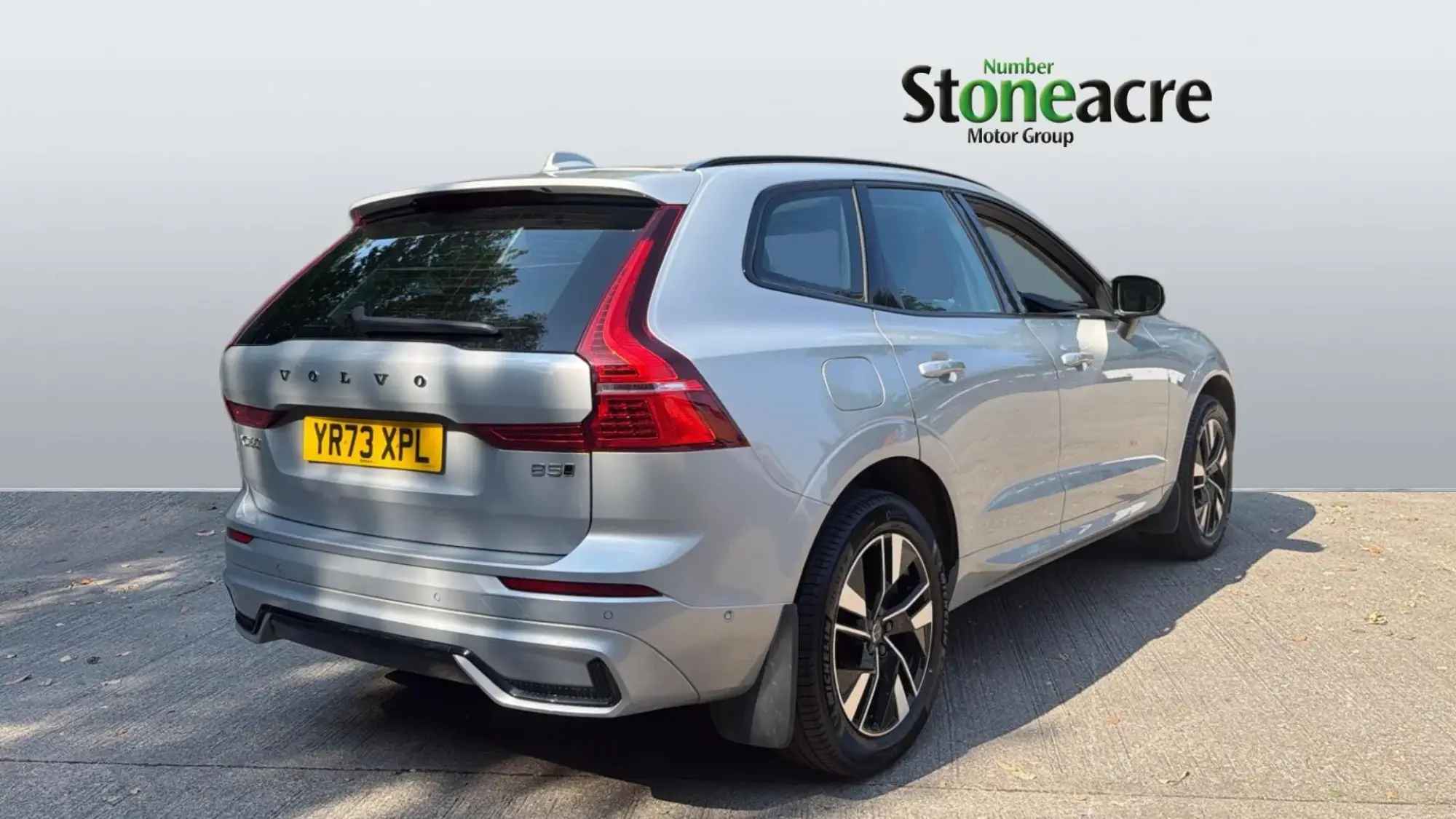 Volvo XC60 Plus Dark B5 (250 hp) YR73XPL Image 2