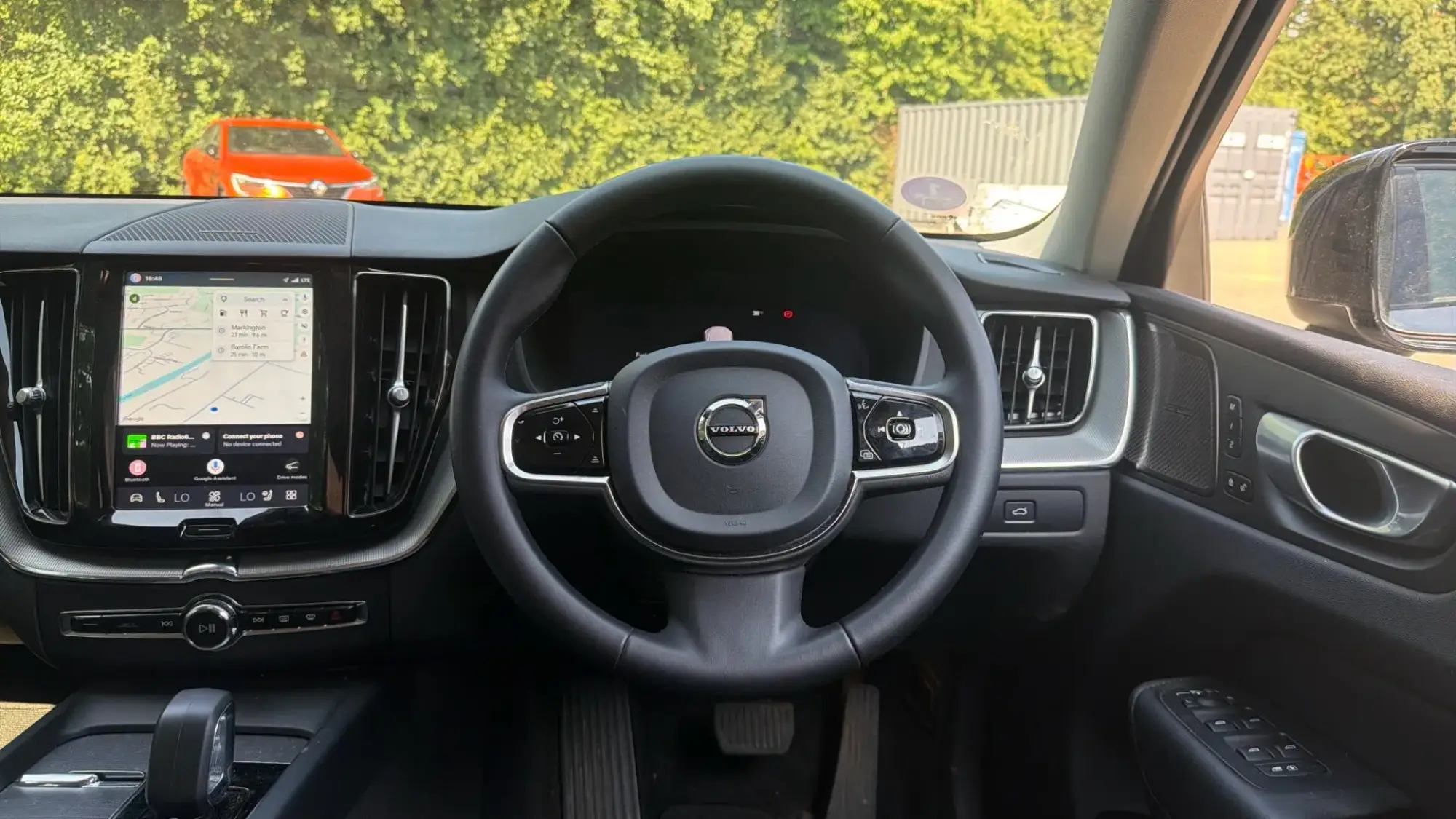 Volvo XC60 Image 10