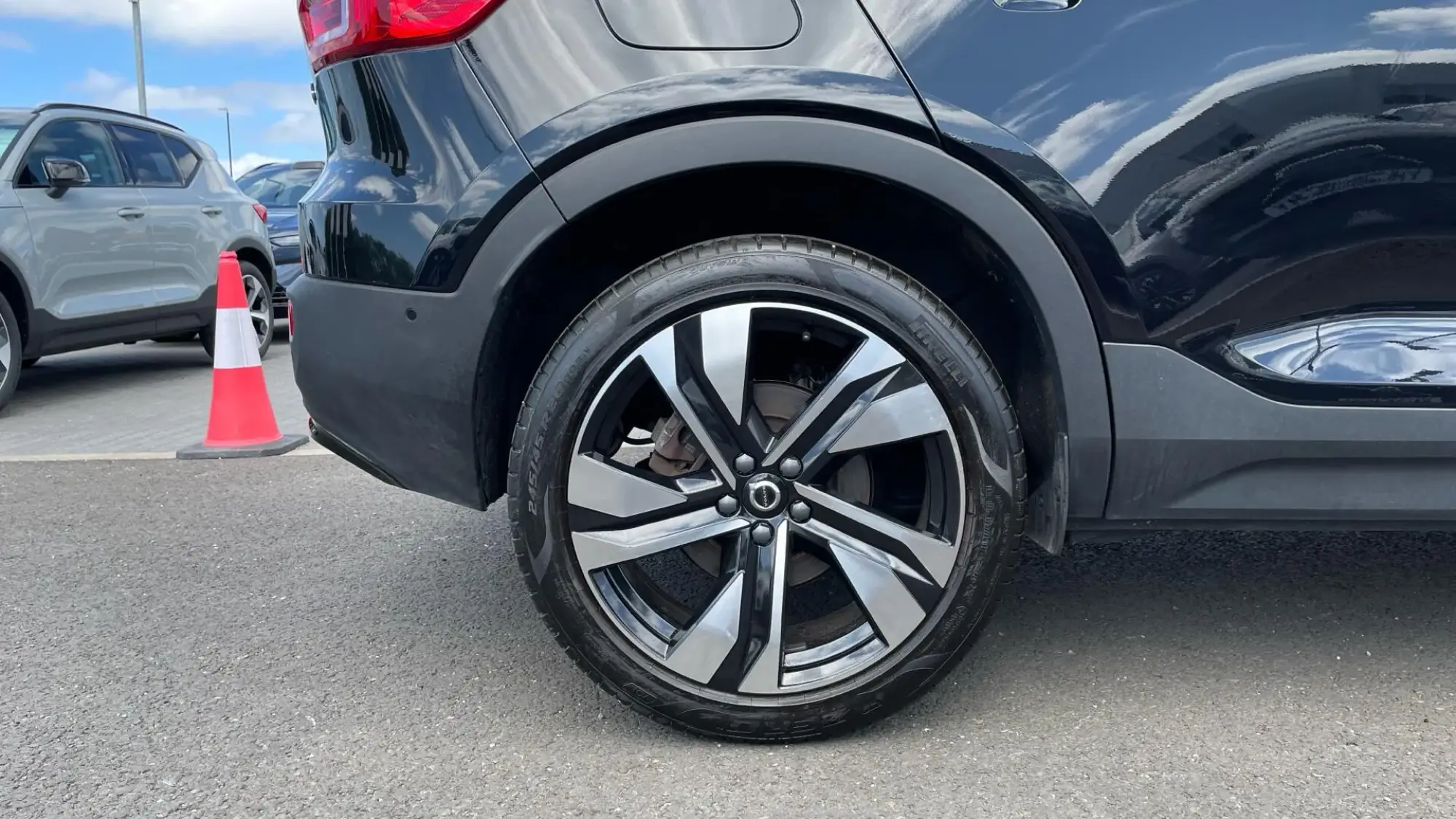 Volvo XC40 Image 9