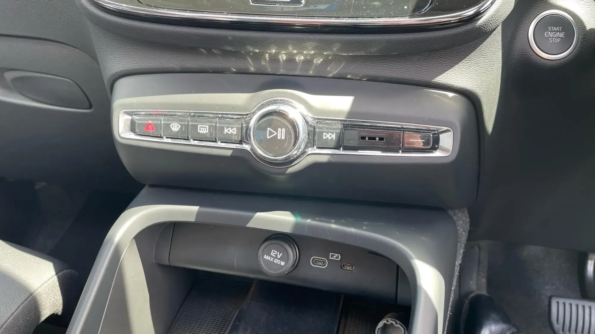 Volvo XC40 Image 38