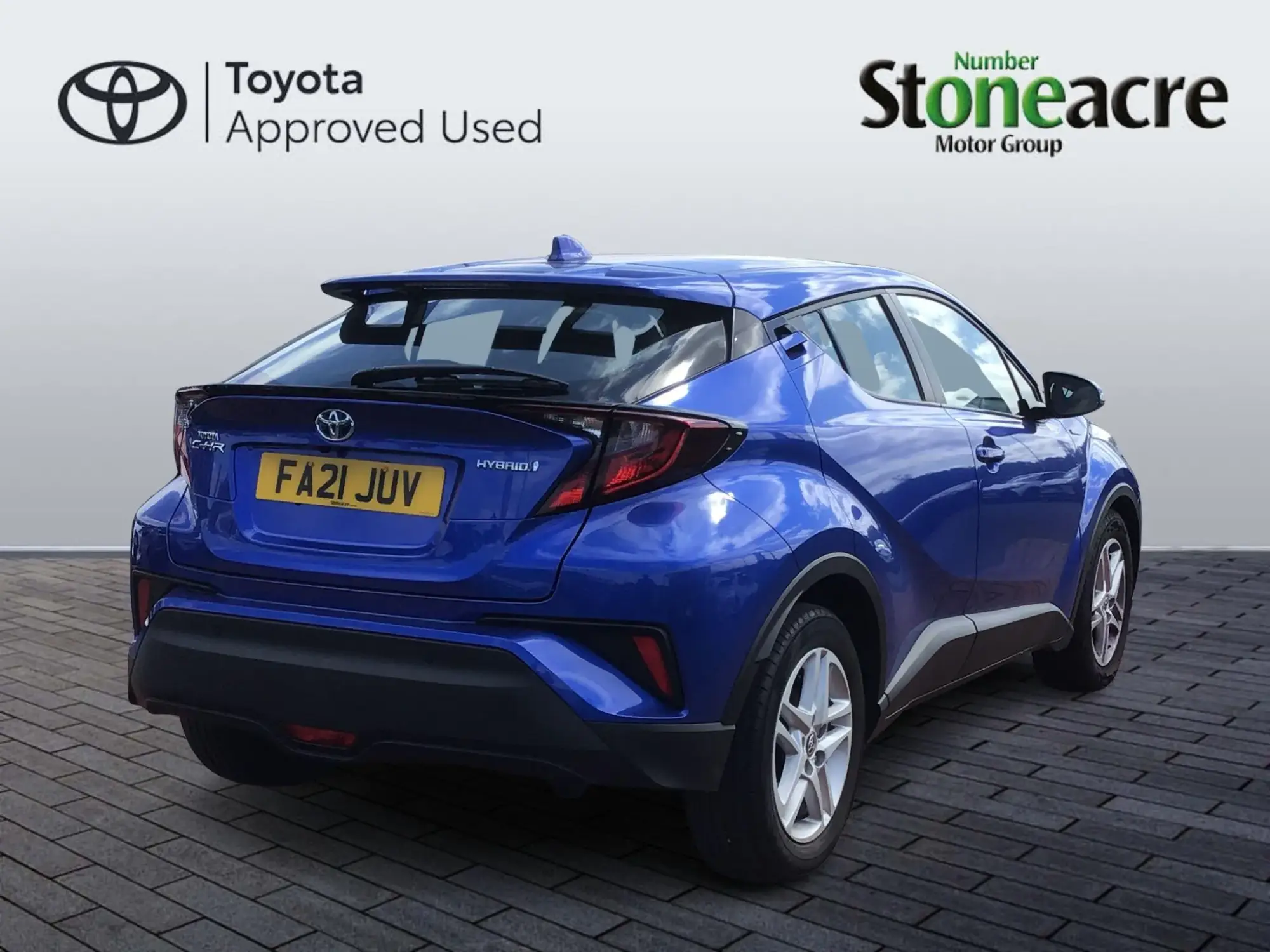 Toyota C-HR Self-Charging Hybrid Image 2