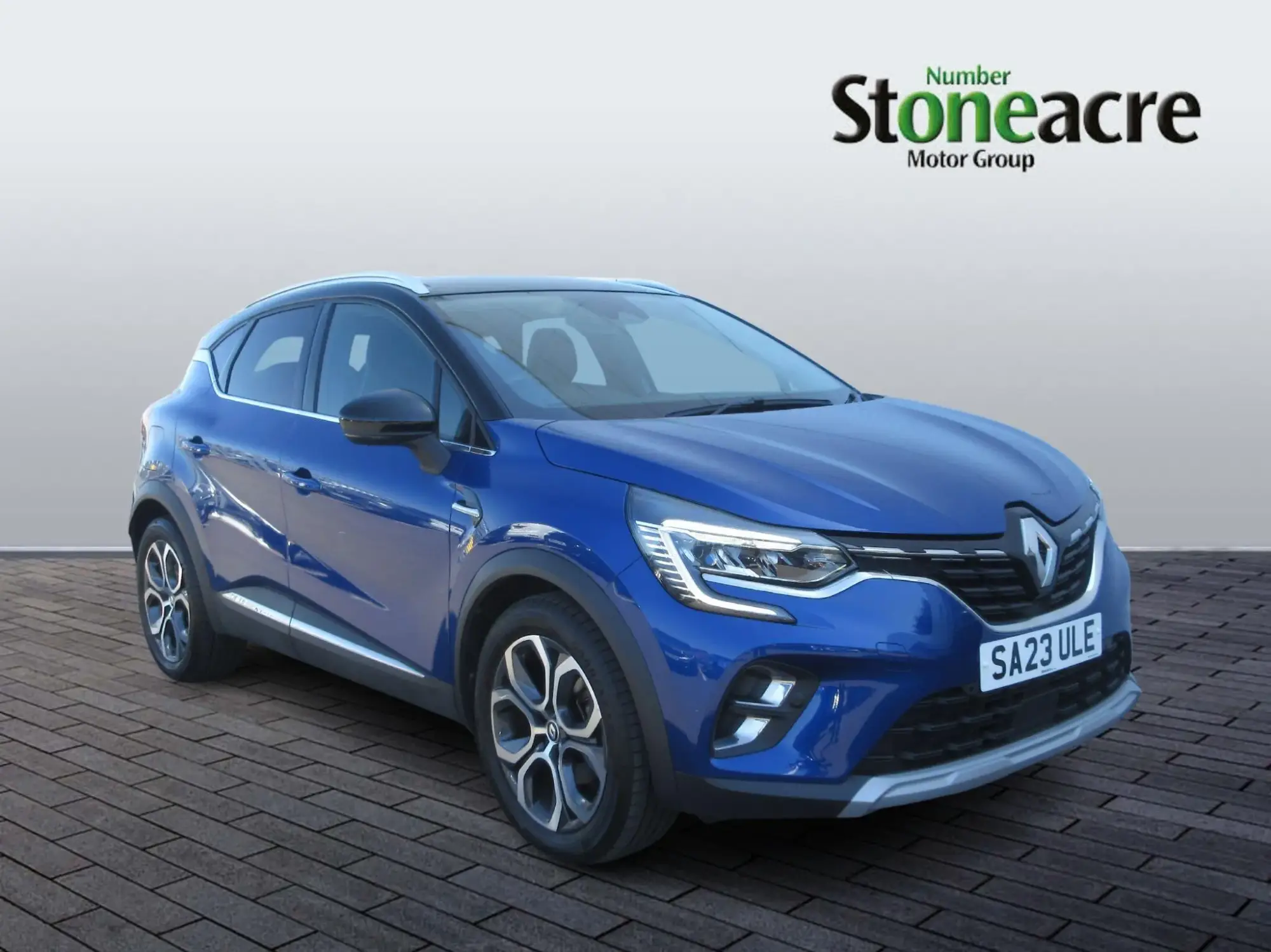 Renault Captur E-Tech Image 1