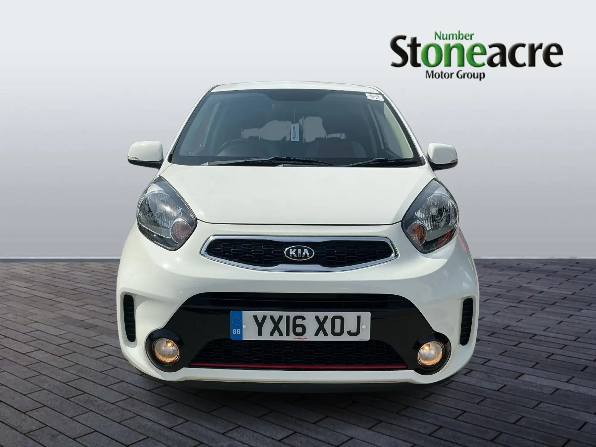Kia Picanto 1.25 EcoDynamics Chilli Euro 6 (s/s) 3dr YX16XOJ Image 2