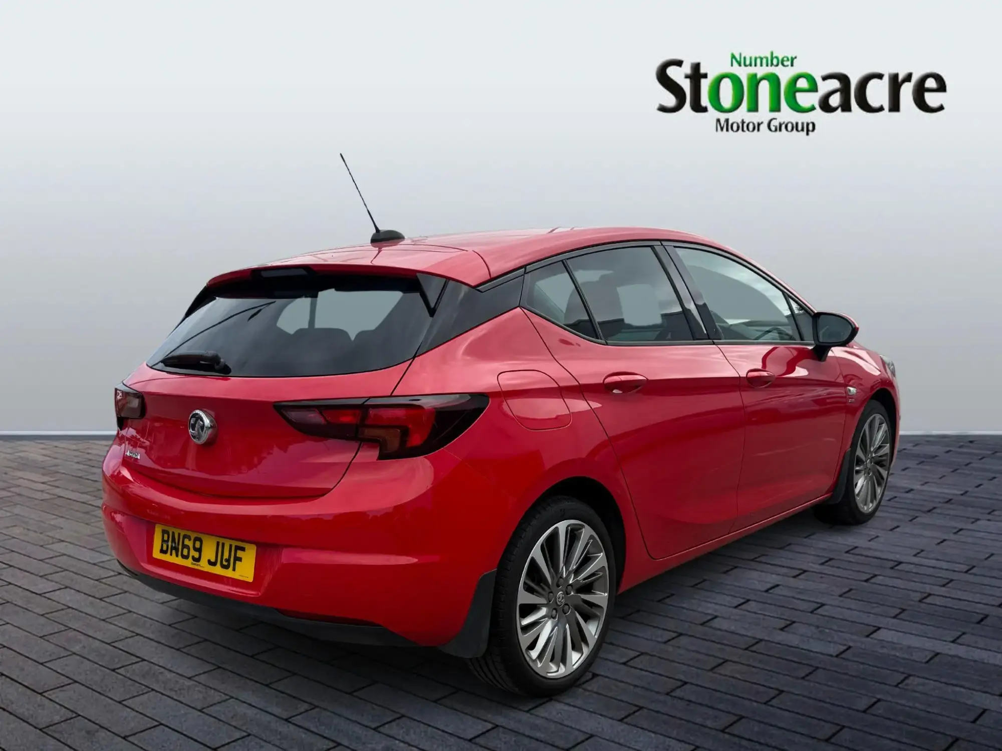 Vauxhall Astra 1.2 Turbo SRi VX Line Nav Hatchback 5dr Petrol Manual Euro 6 (s/s) (145 ps) BN69JUF Image 3