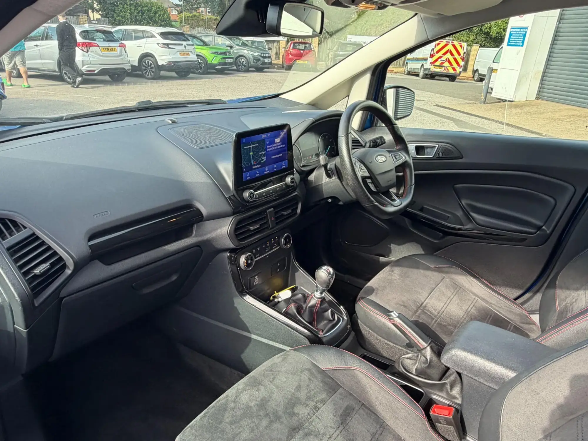 Ford EcoSport Image 12