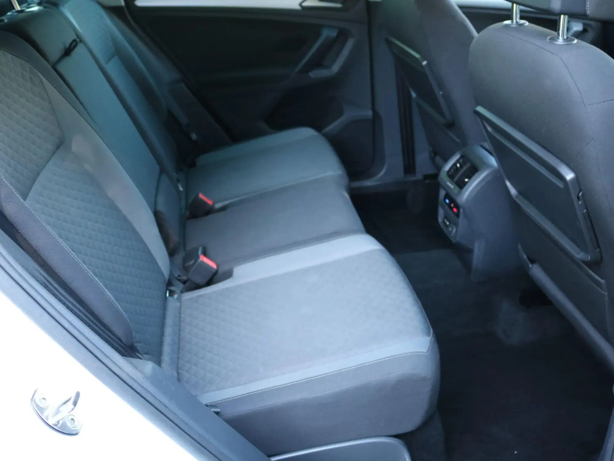 Volkswagen Tiguan Image 24 Volkswagen Tiguan Image 24