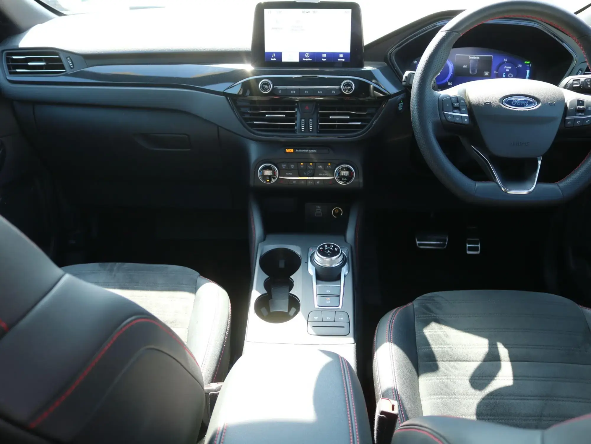 Ford Kuga Plug-In Hybrid Image 14 Ford Kuga Plug-In Hybrid Image 14