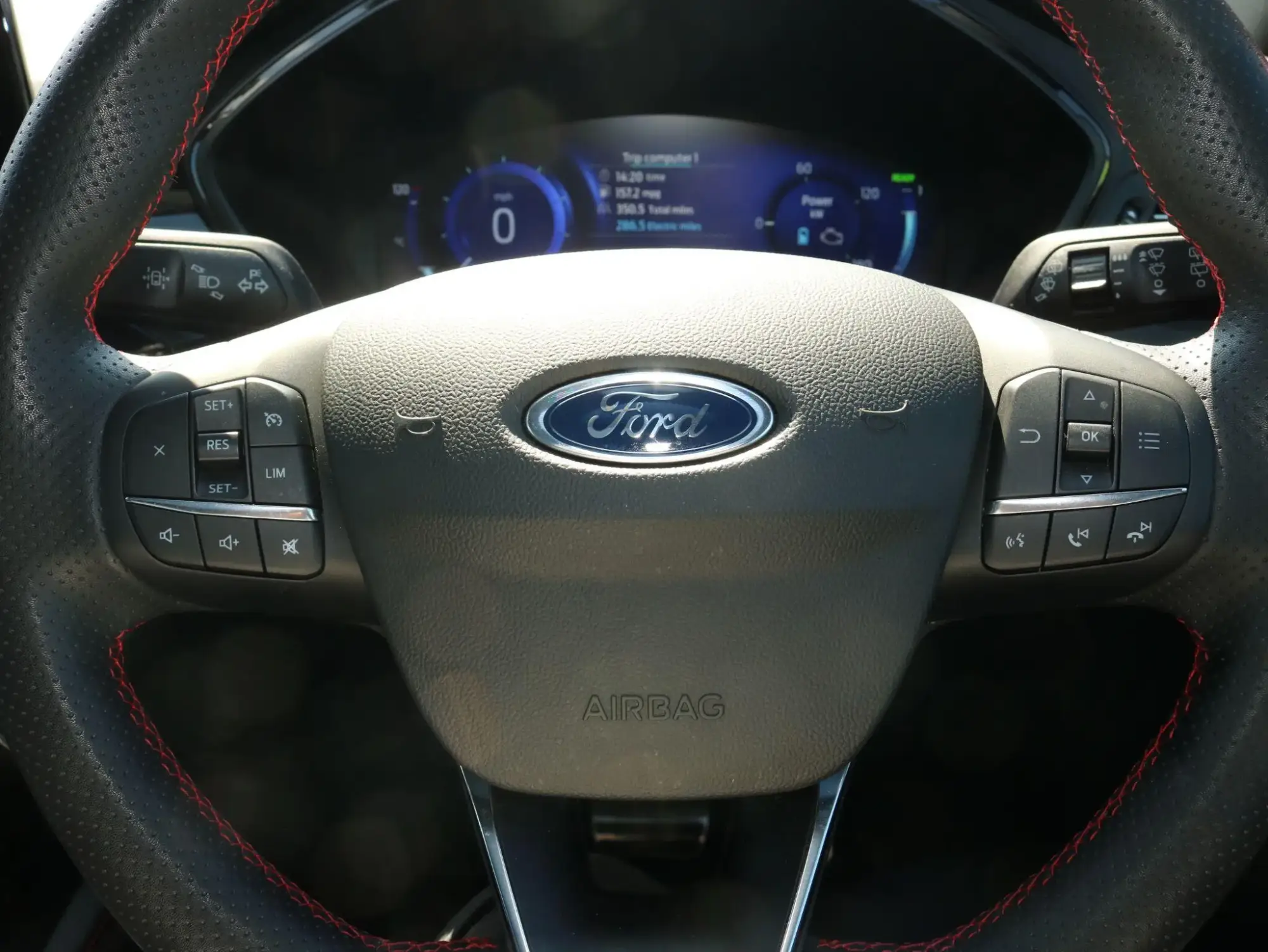 Ford Kuga Plug-In Hybrid Image 17 Ford Kuga Plug-In Hybrid Image 17
