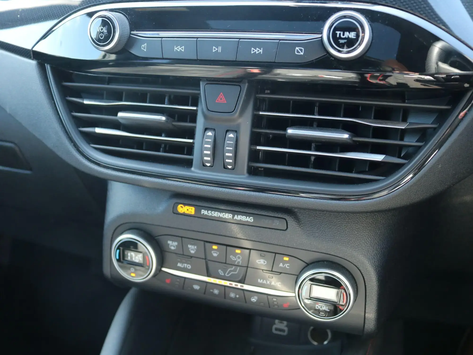 Ford Kuga Plug-In Hybrid Image 20 Ford Kuga Plug-In Hybrid Image 20