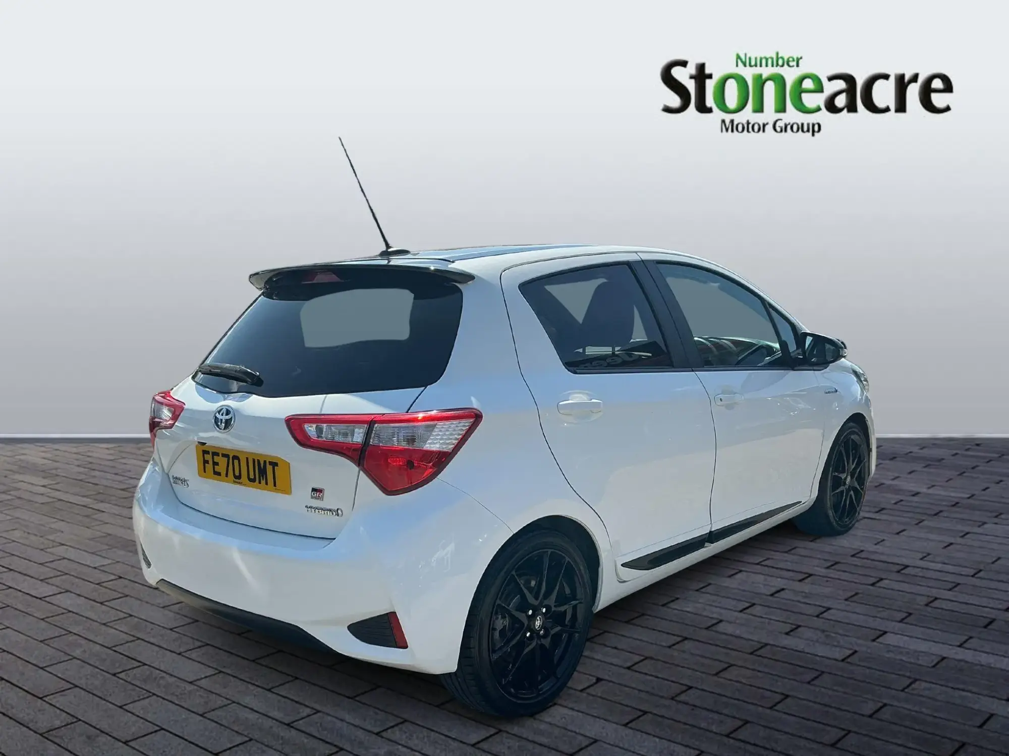 Toyota Yaris Image 3