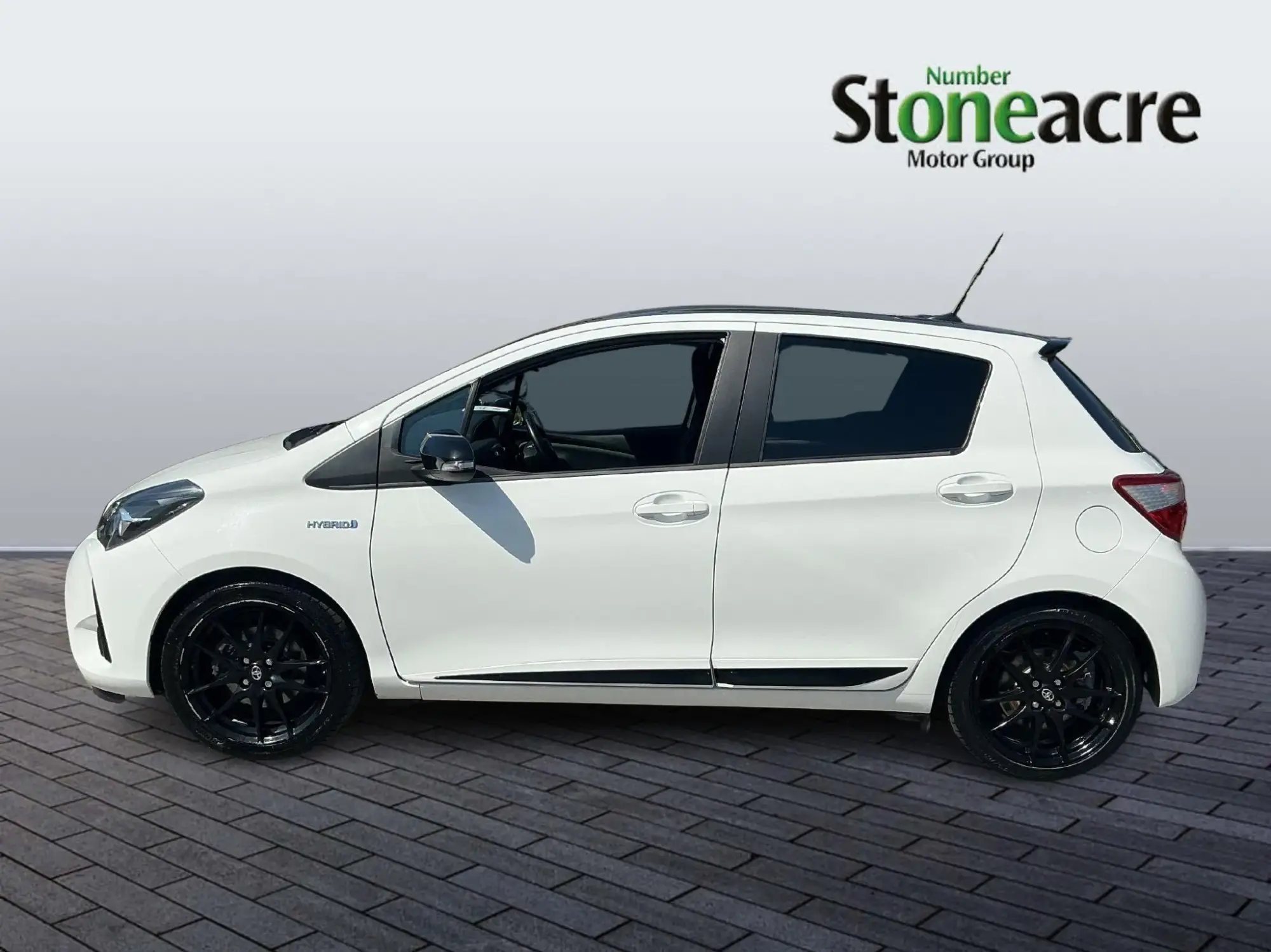 Toyota Yaris Image 6 Toyota Yaris Image 6