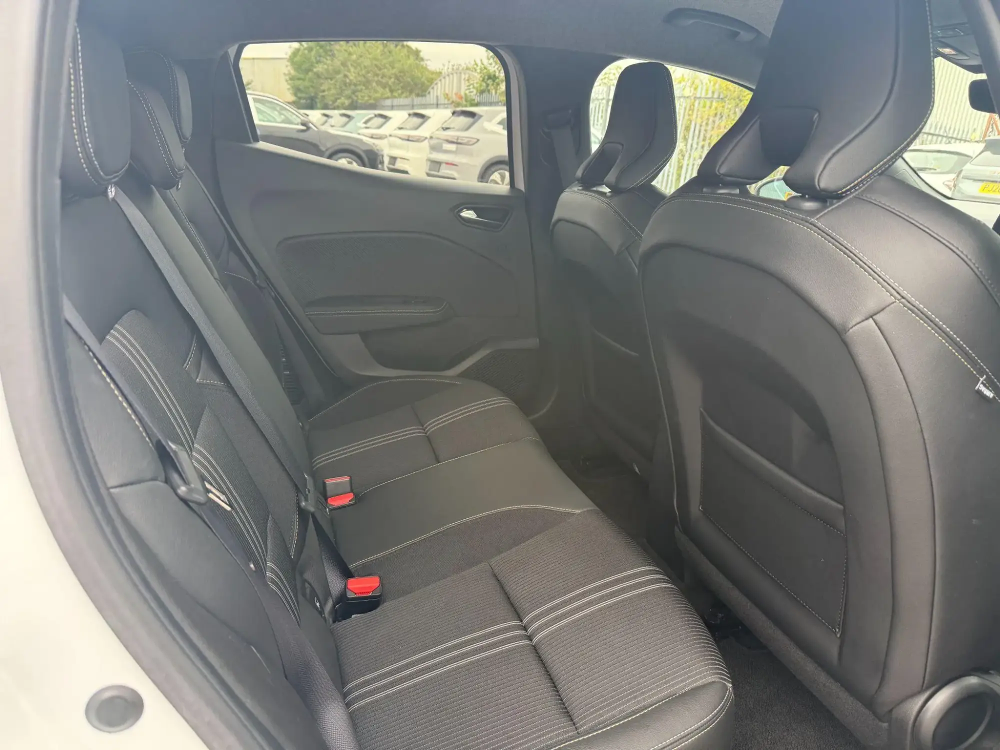 Renault Clio E-Tech Image 22