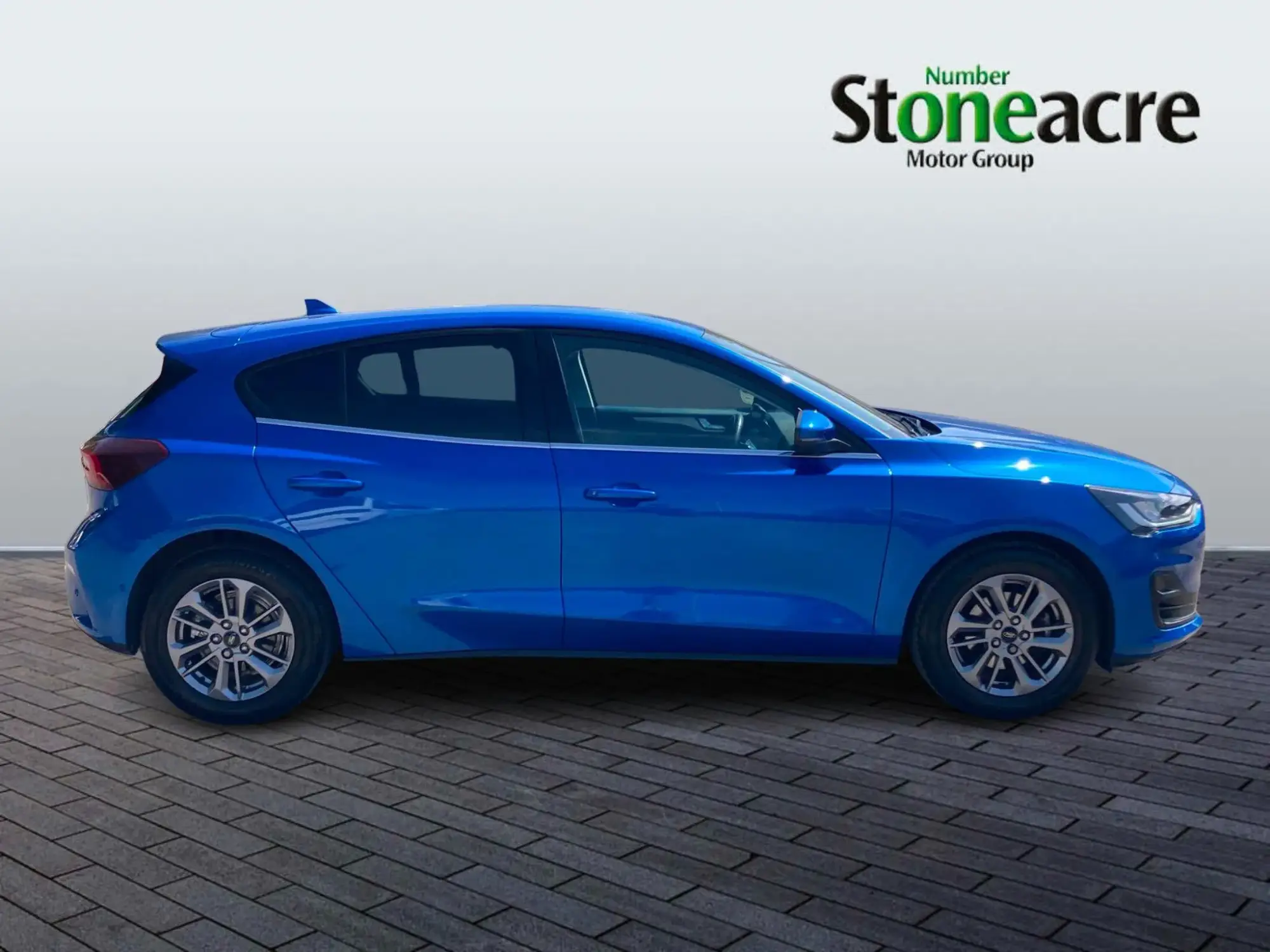 Ford Focus Image 2