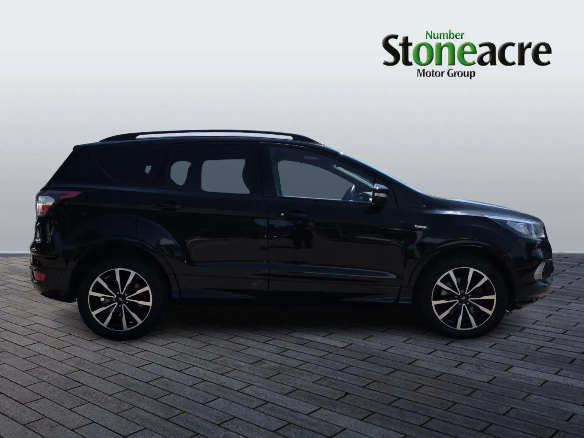 Ford Kuga 1.5 TDCi ST-Line SUV 5dr Diesel Manual Euro 6 (s/s) (120 ps) MK68SJU Image 2