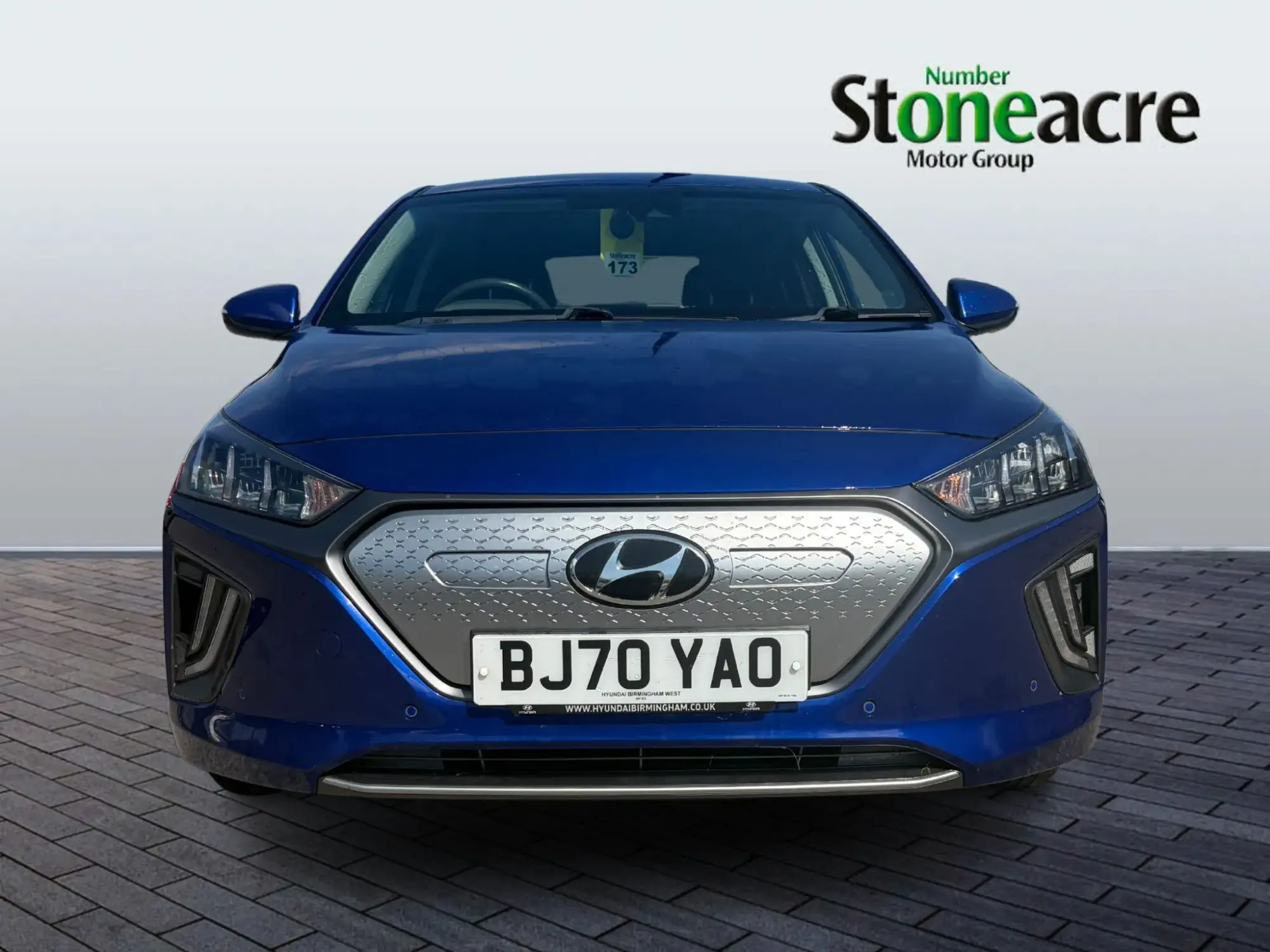 Hyundai IONIQ 38.3kWh Premium SE Auto 5dr BJ70YAO Image 2