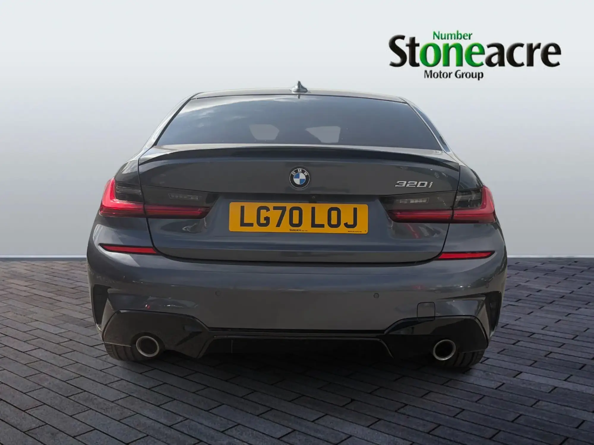 BMW 3 Series Image 5